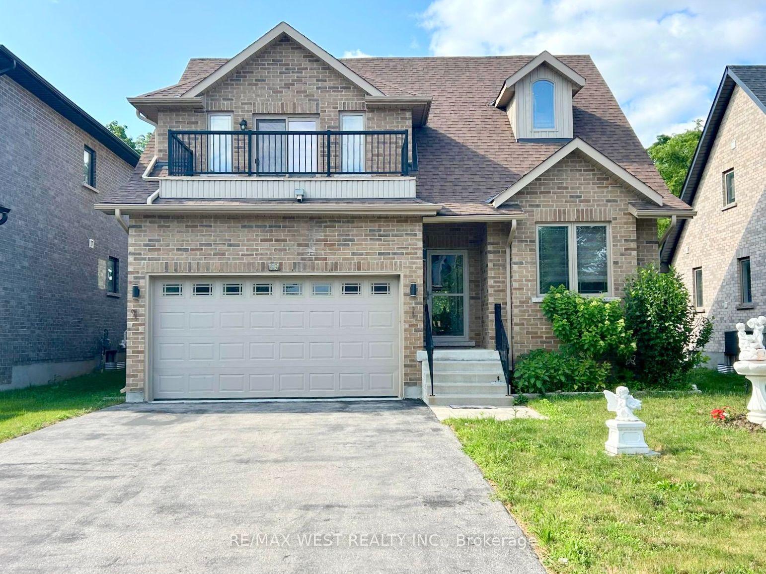 69 Peterson Street, Blandford-Blenheim — Detached for sale, photo 1