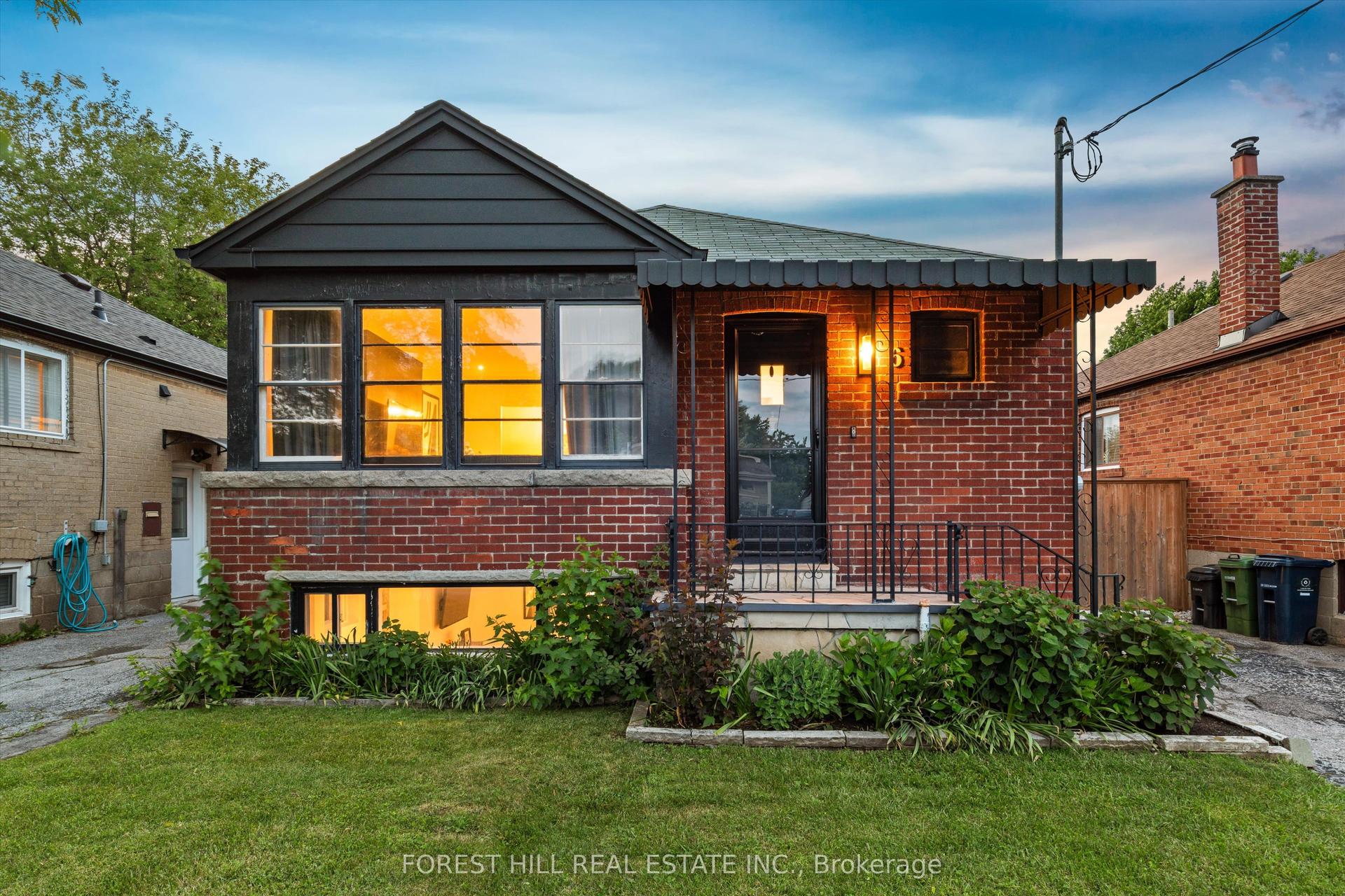 6 Barrett Road, Toronto — Detached for sale, photo 1