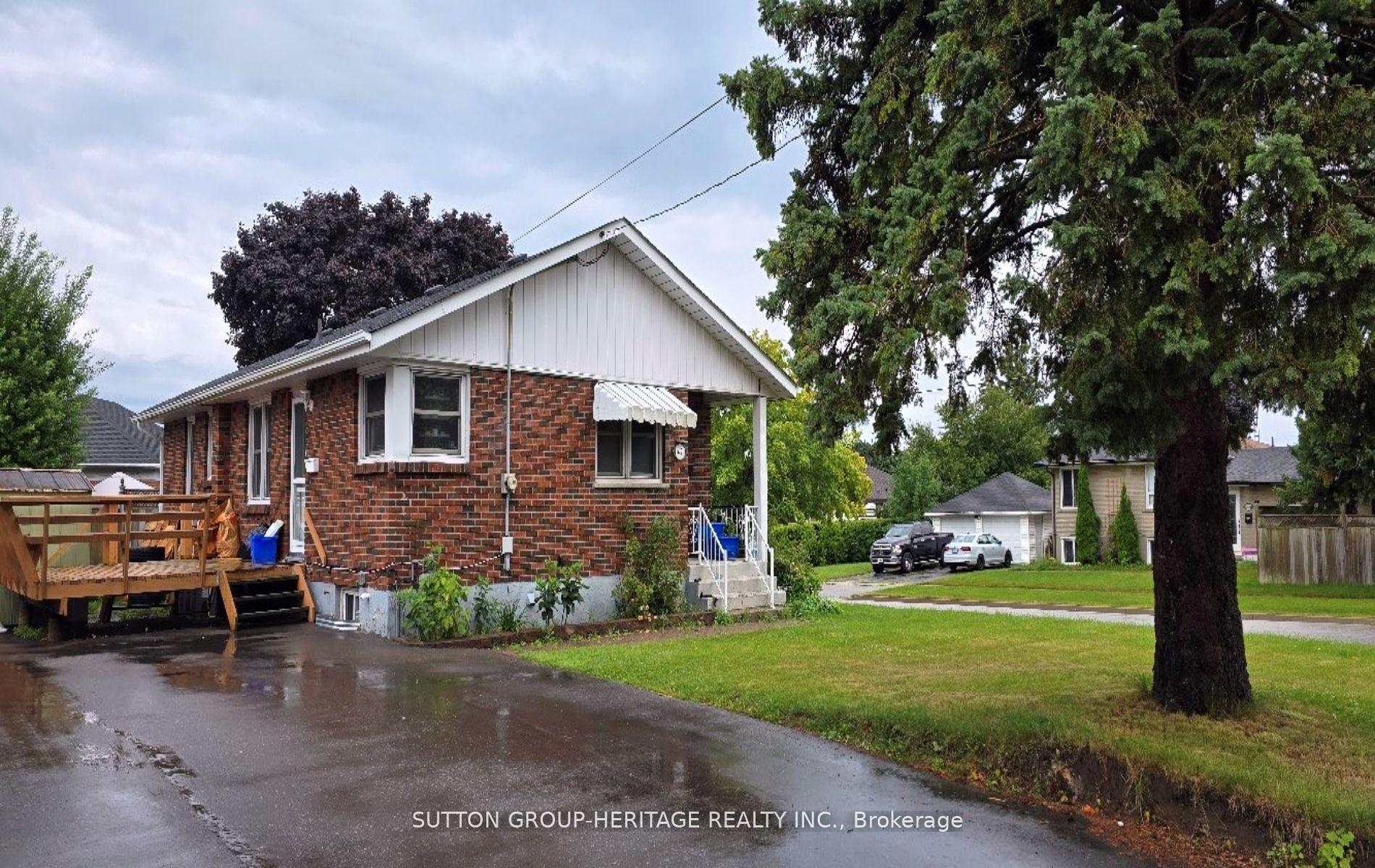 49 Grassmere Court Lower #Lower, Oshawa — Detached for lease, photo 1