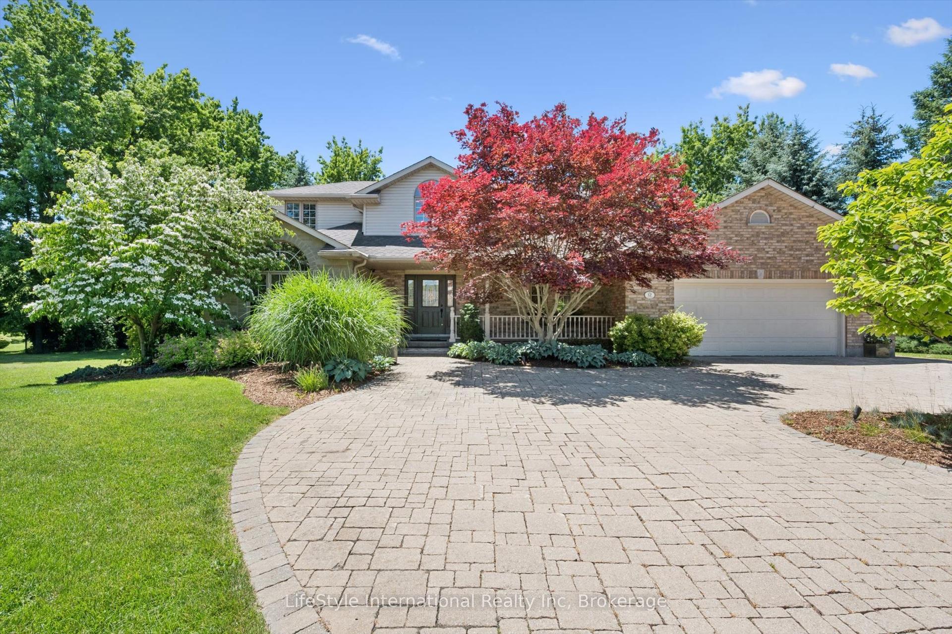 12 Ochs Drive — photo 1