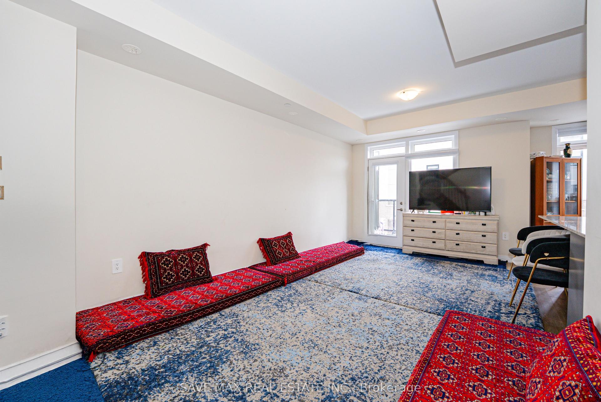 1589 Rose Way 105 #105 — photo 1