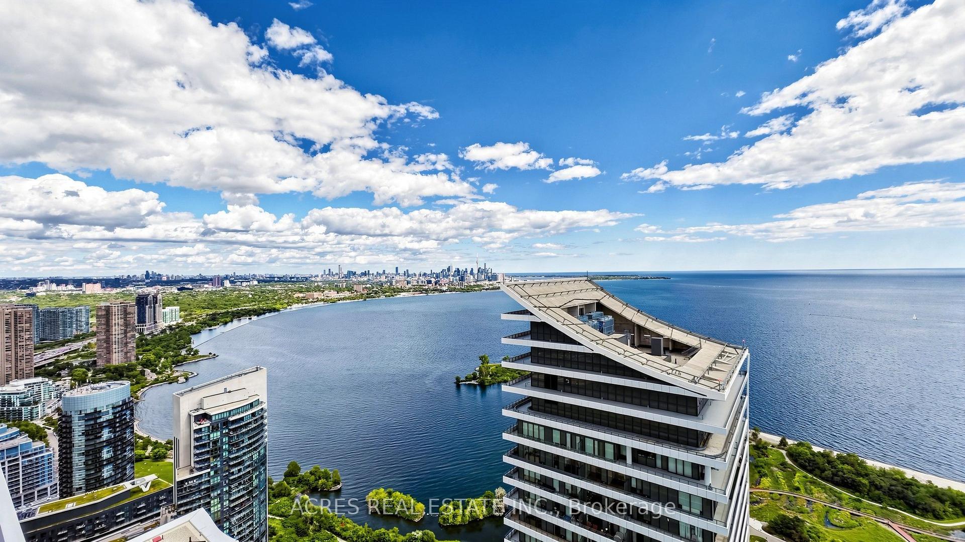 30 SHORE BREEZE Drive 5806 #5806, Toronto — Condo for sale, photo 1
