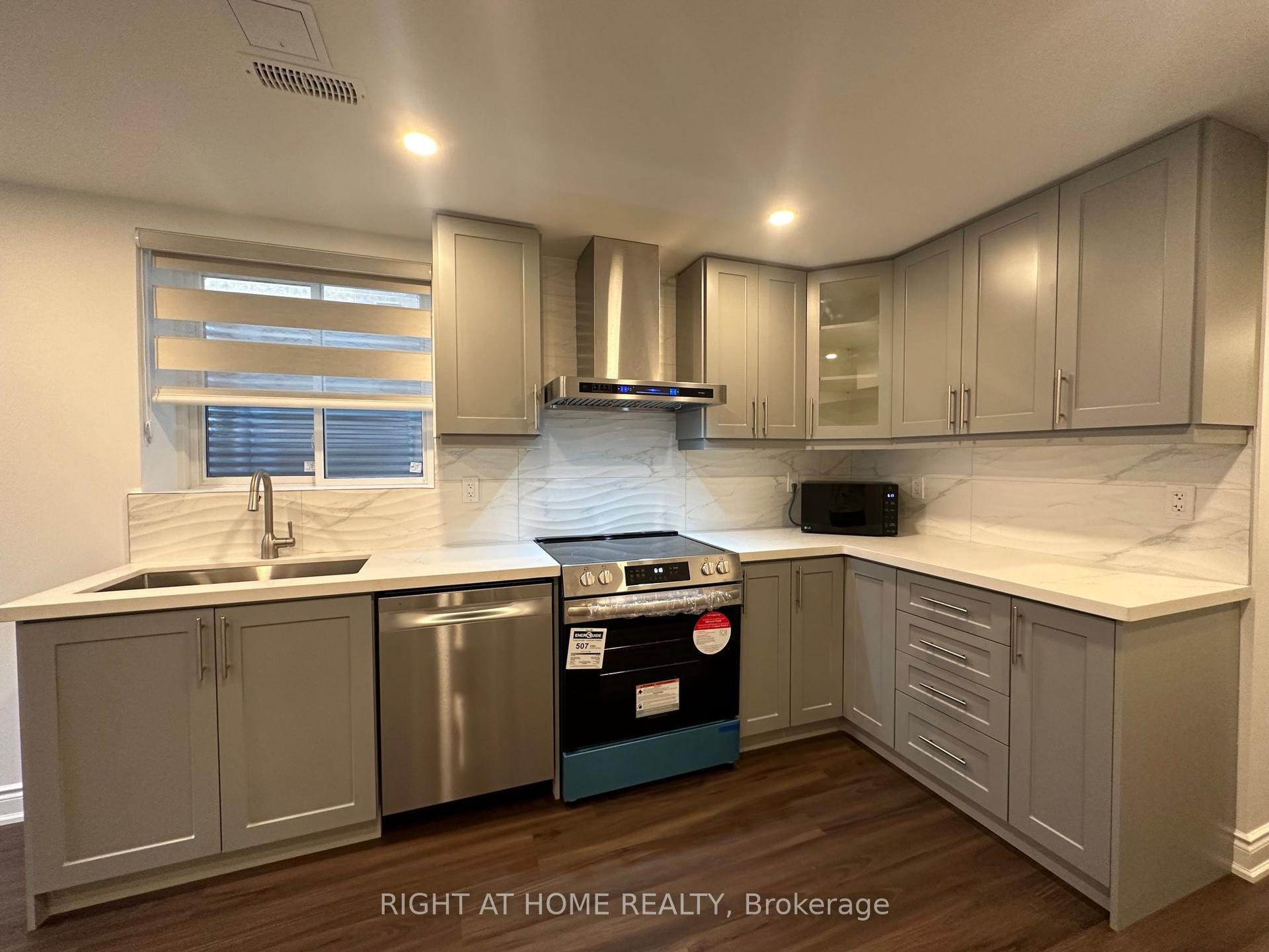 481 Bergamot Avenue — photo 1