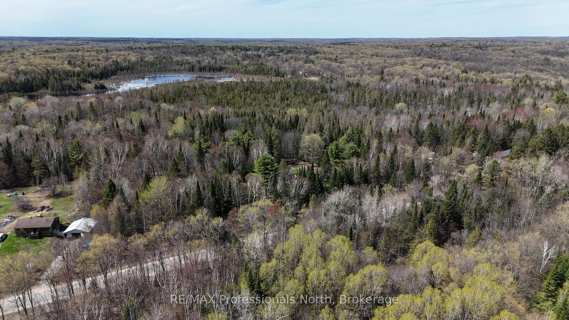 TBD Glamor Lake Road, Highlands East — Land for sale, photo 1