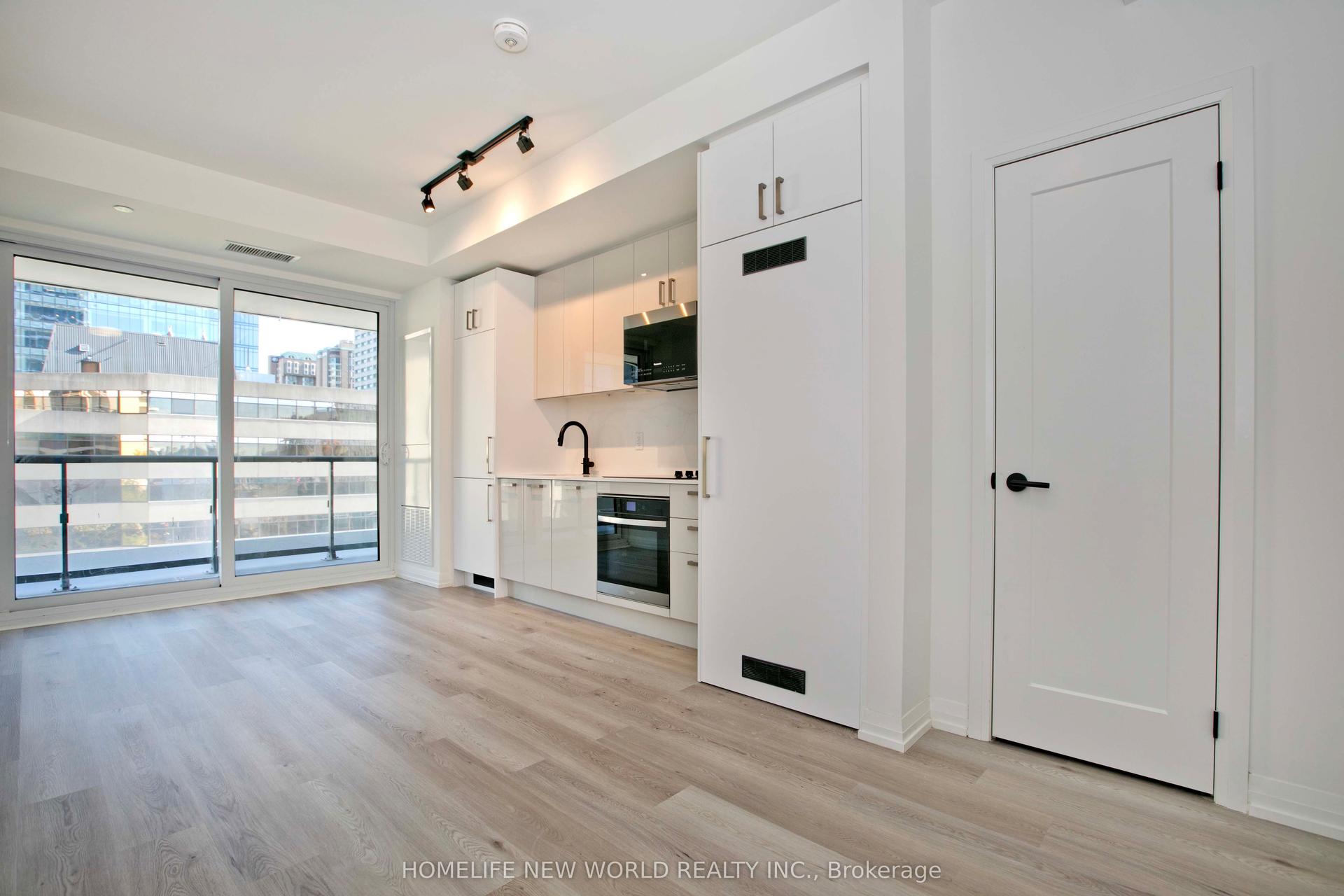 280 Dundas Street W 603 #603, Toronto — Condo for lease, photo 1