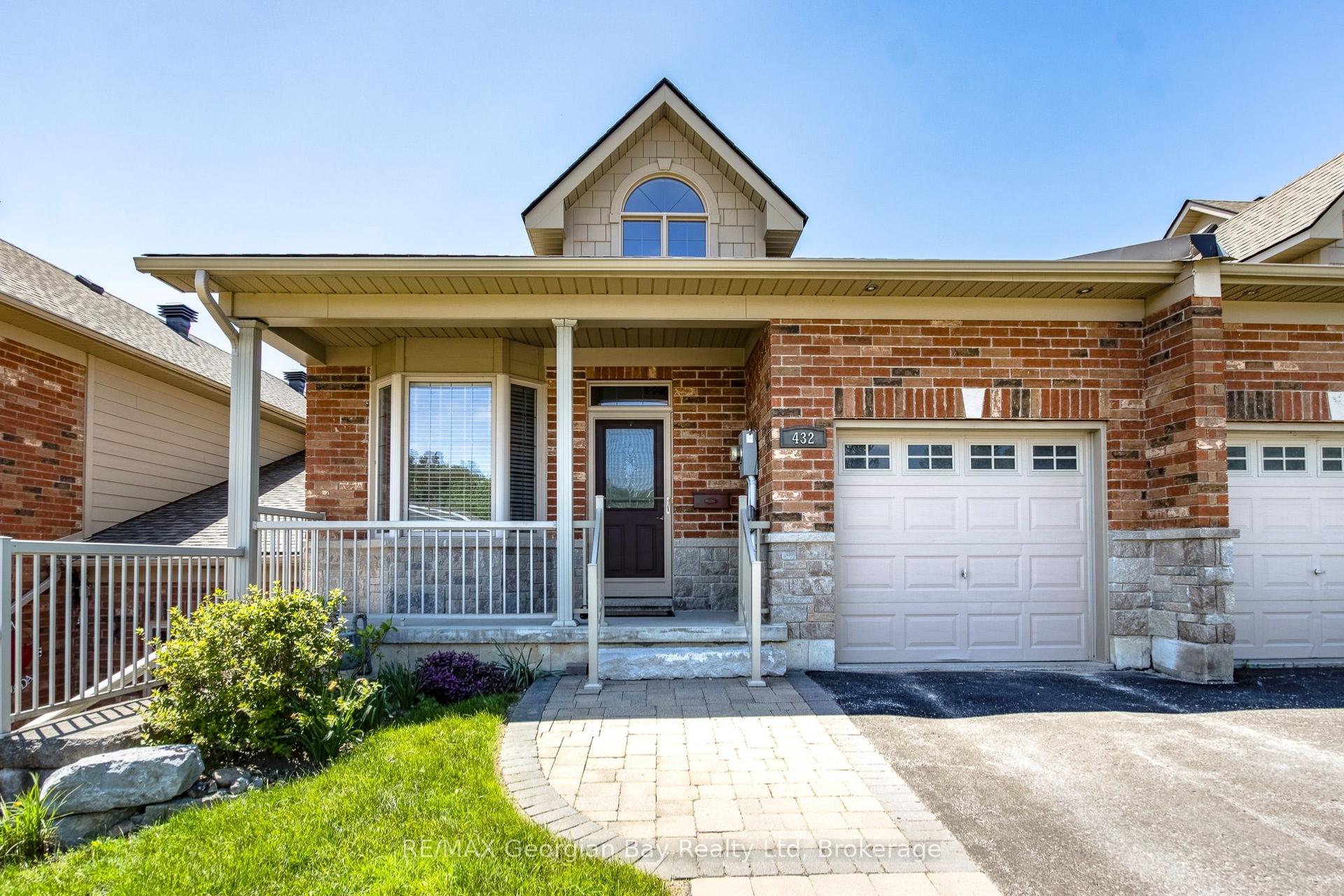 432 Shewfelt Crescent — photo 1