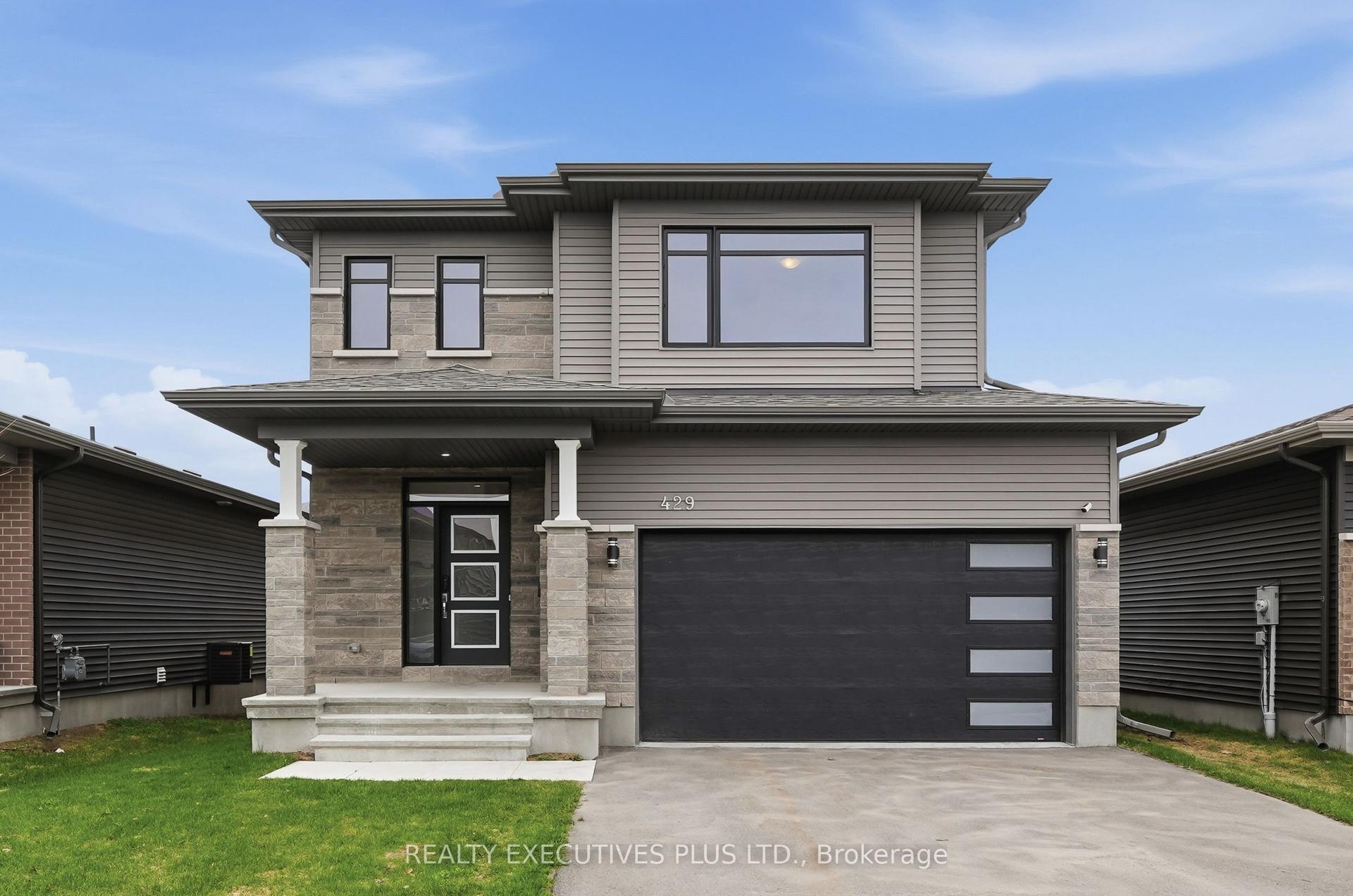 429 Sterling Avenue — photo 1