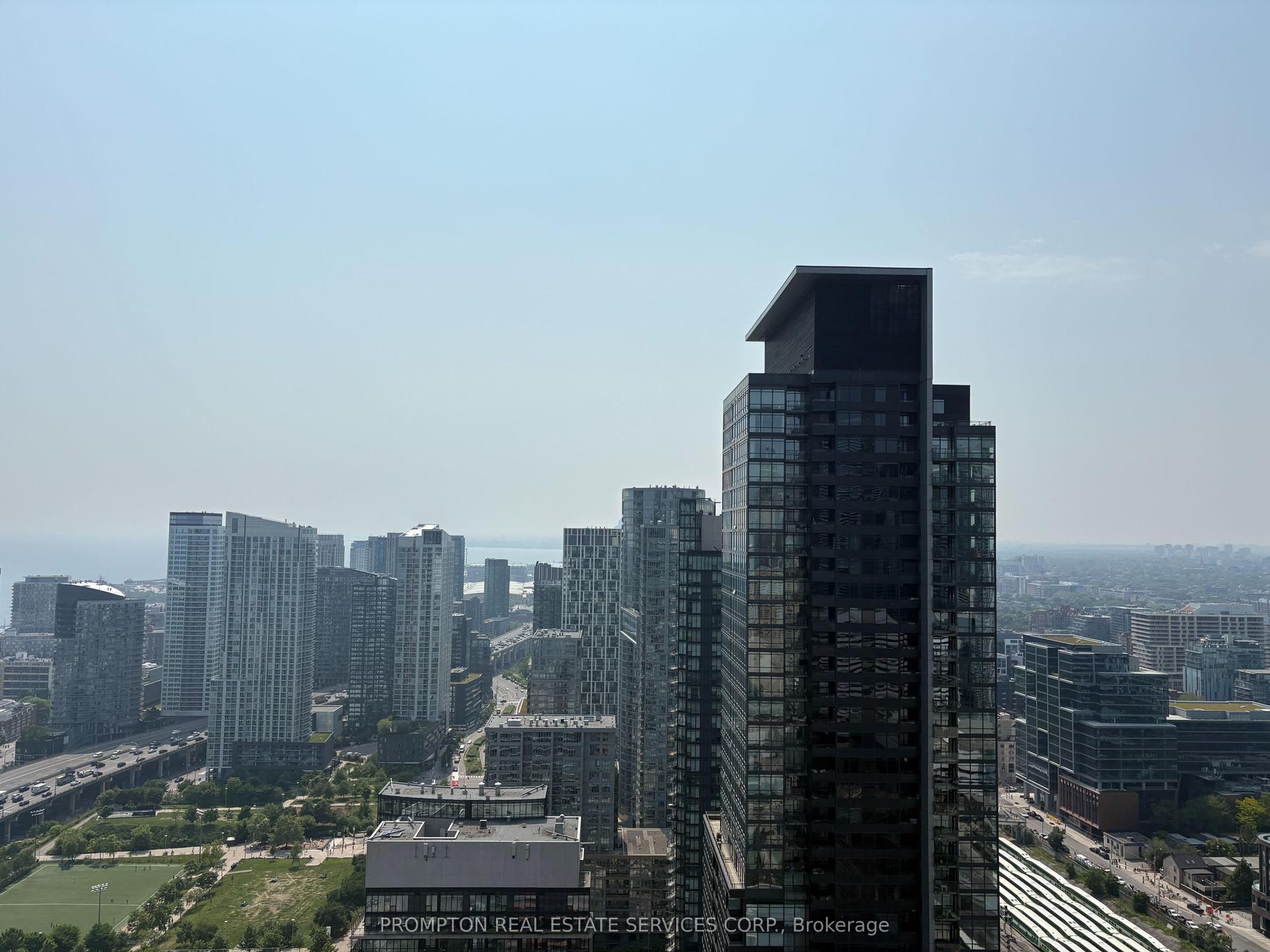 3 Concord Cityplace Way 4302 #4302 — photo 1