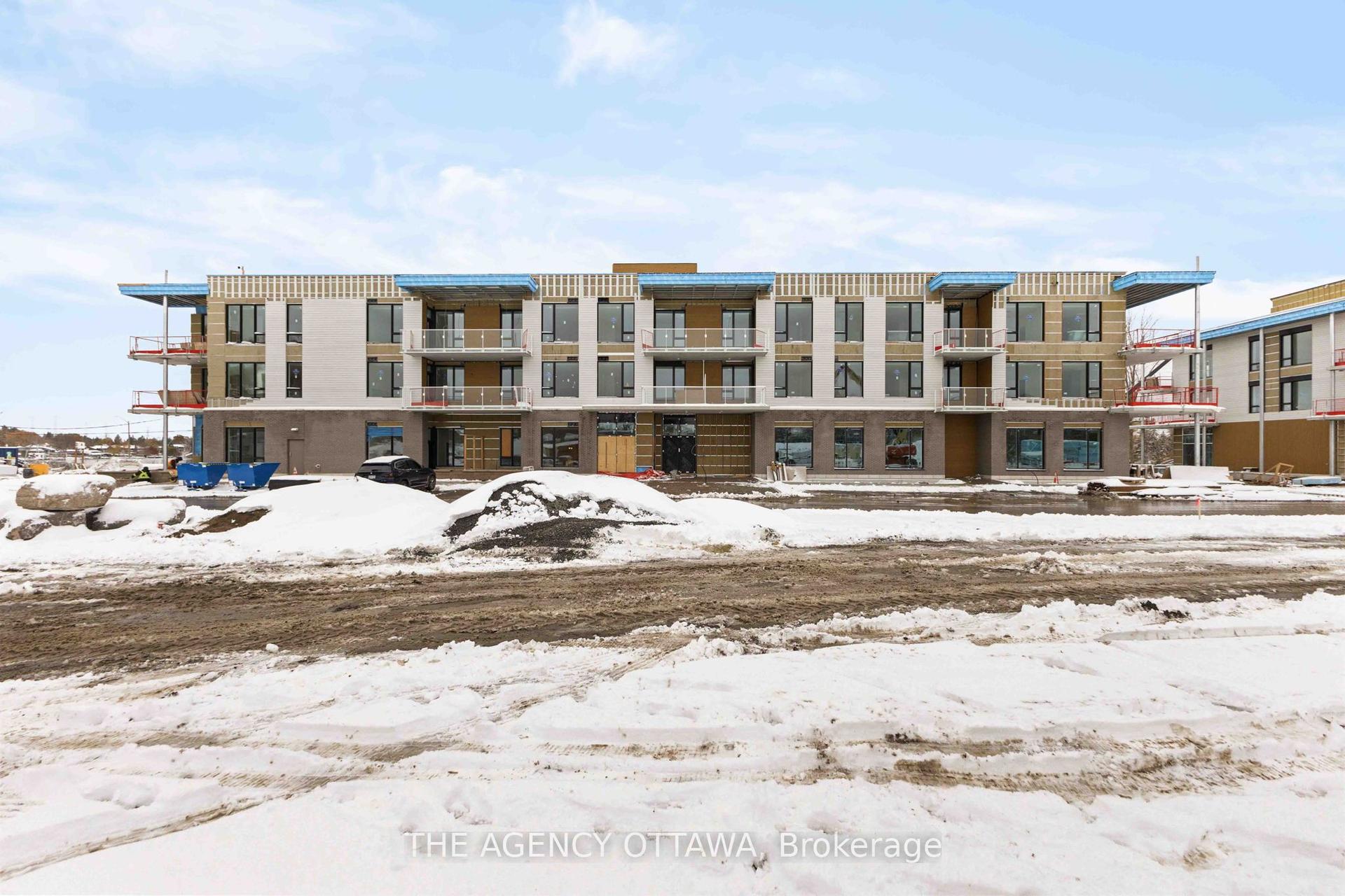 3071 Riverside Drive 101 #101 — photo 1