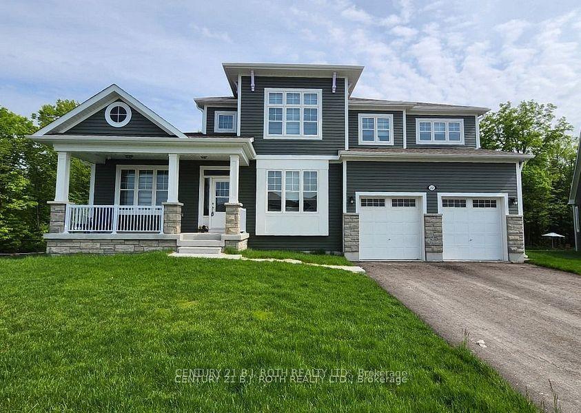 22 Dyer Crescent — photo 1