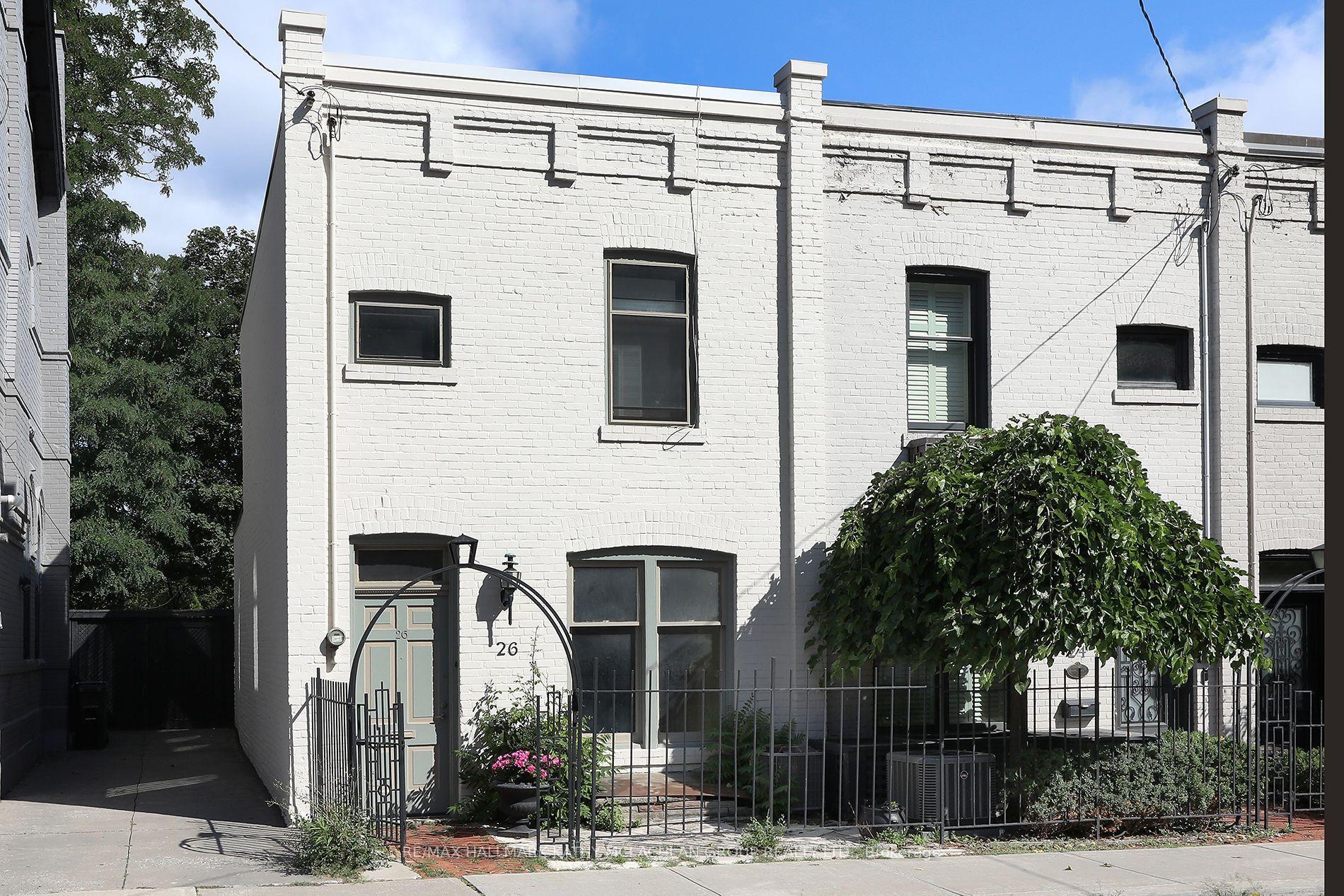 26 Belmont Street, Toronto — Townhouse for sale, photo 1