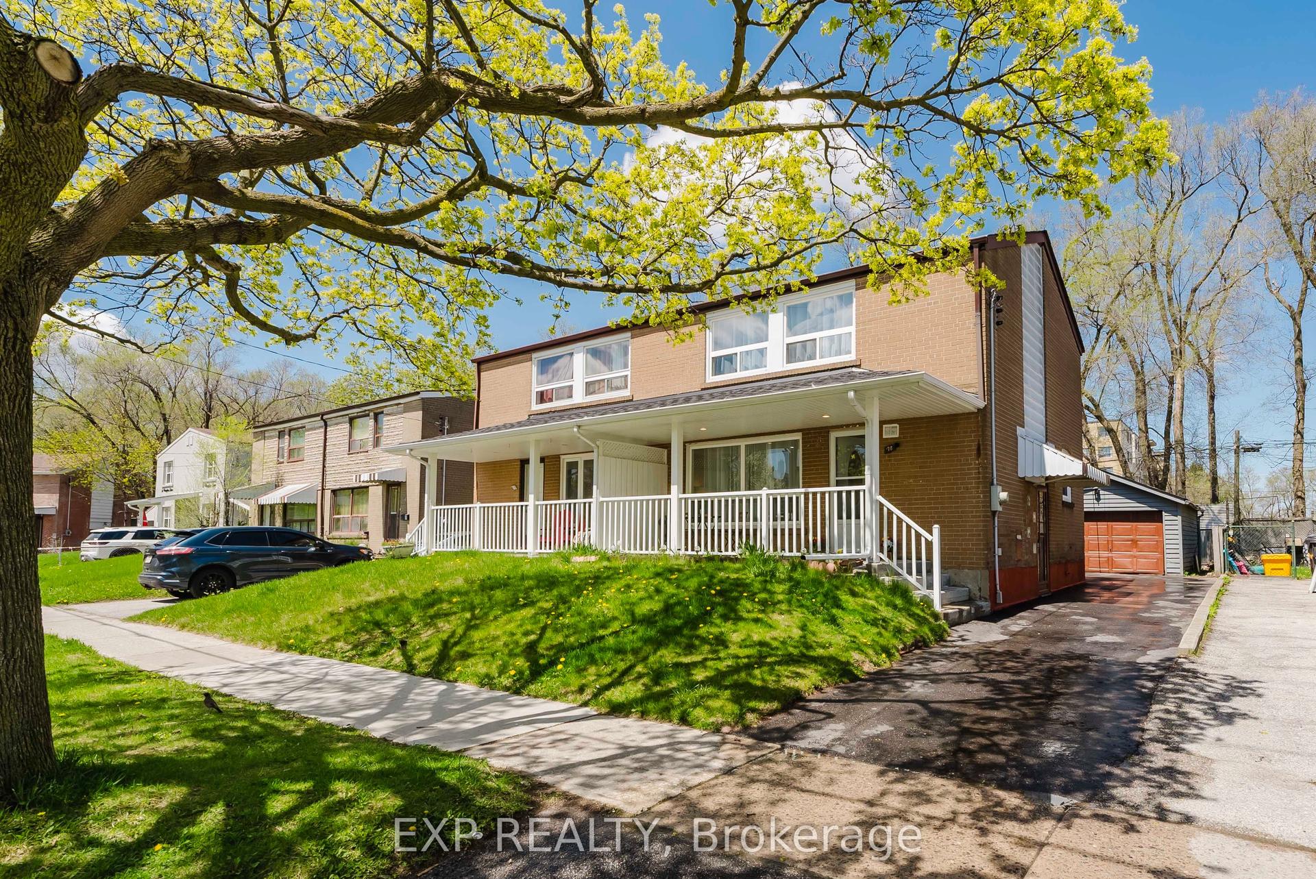 78 Woodfern Drive, Toronto — Semi-Detached for lease, photo 1