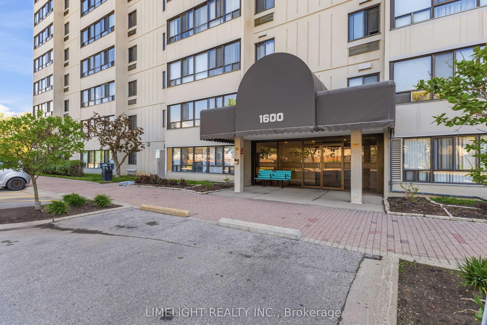 1600 Adelaide Street N 210 #210 — photo 1