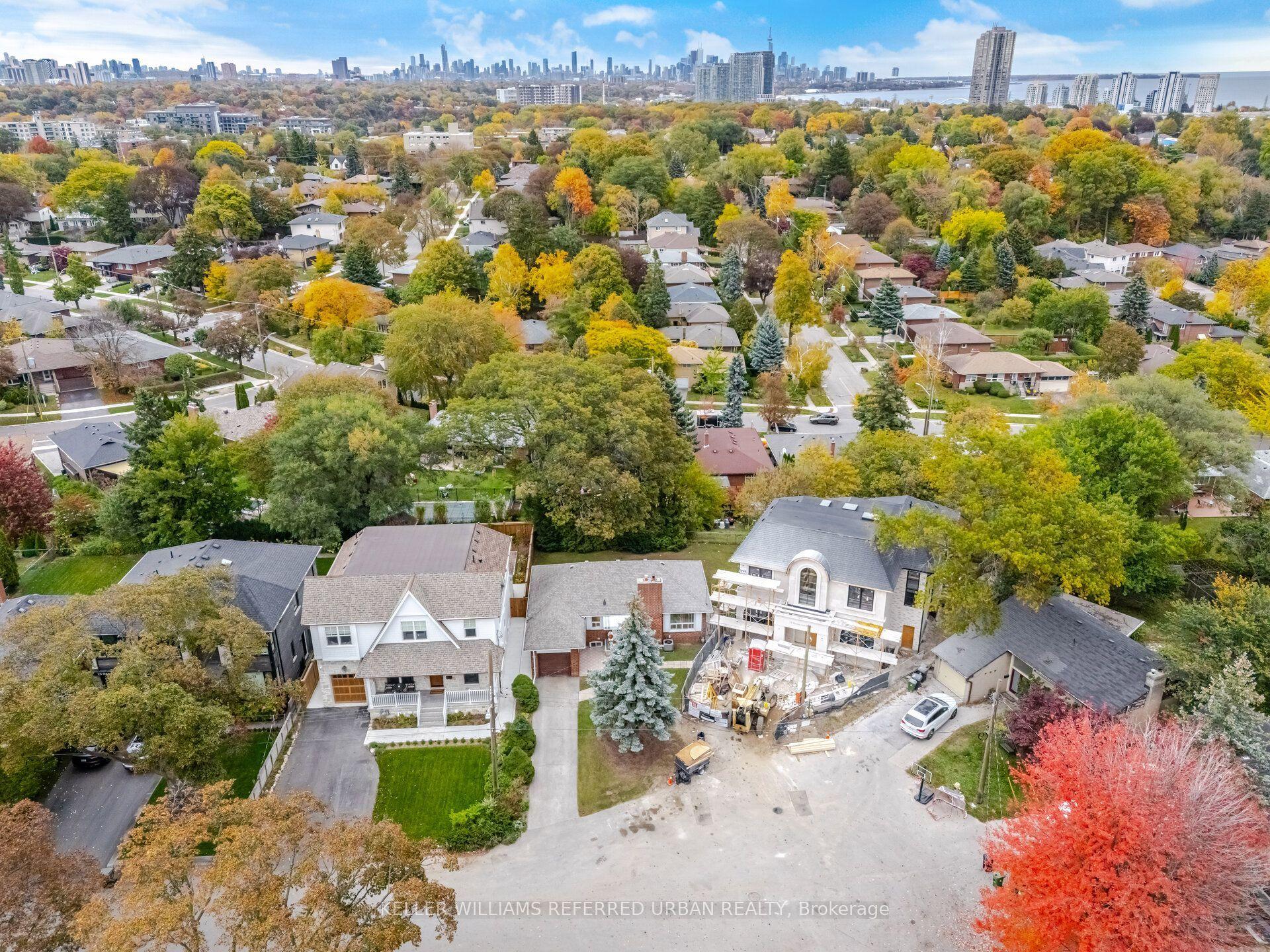 29 Beaucourt Road, Toronto — Detached for sale, photo 1