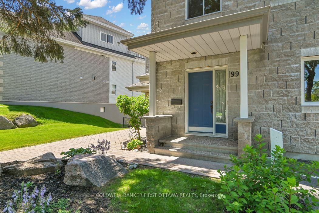 99 Robson Court, Kanata — Condo Town for sale, photo 1