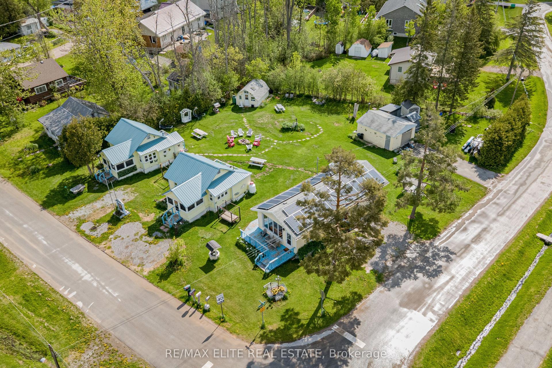 10 Alexander Avenue — photo 1