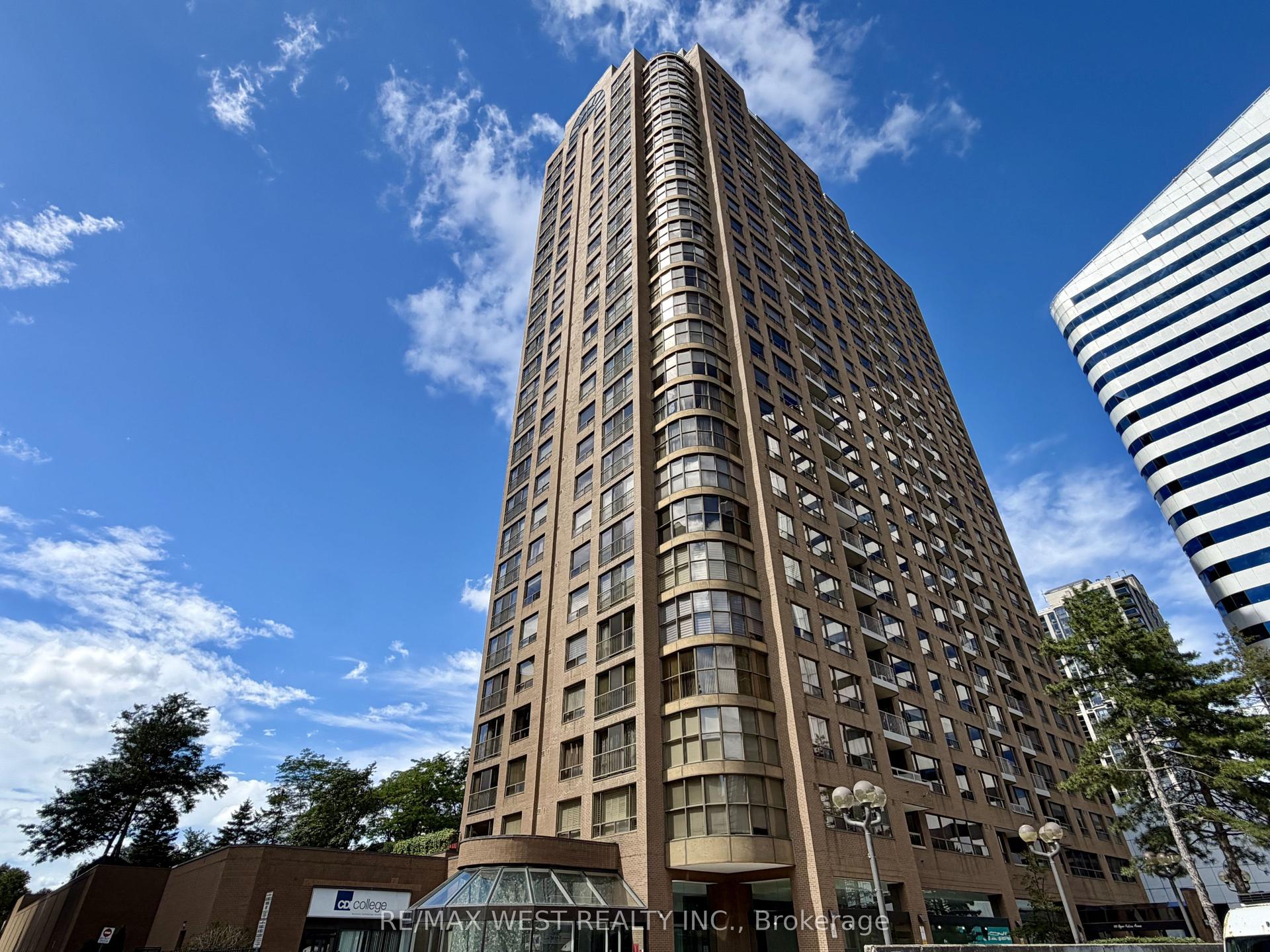 100 Upper Madison Avenue 2405 #2405, Toronto — Condo for sale, photo 1
