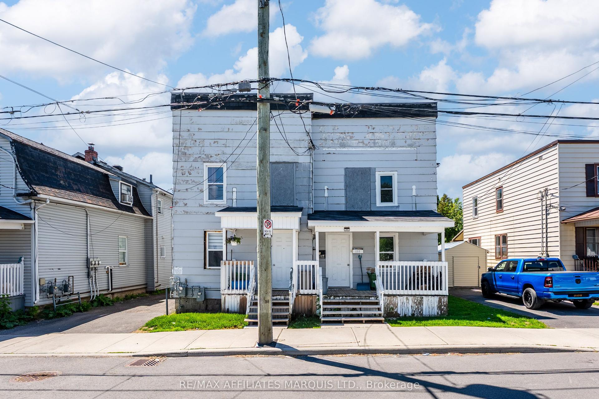 231 Louisa Street — photo 1