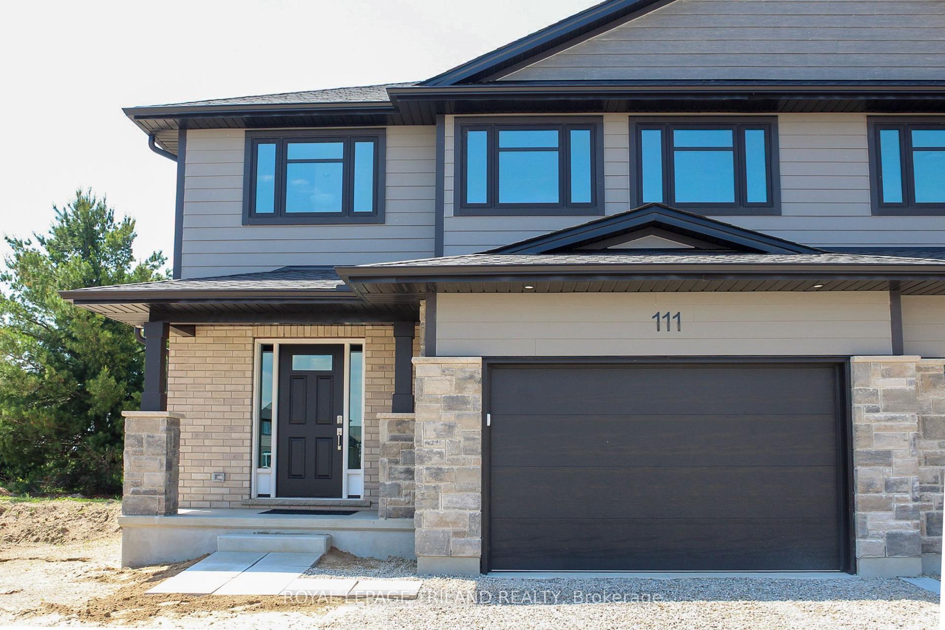 111 STYLES Drive — photo 1
