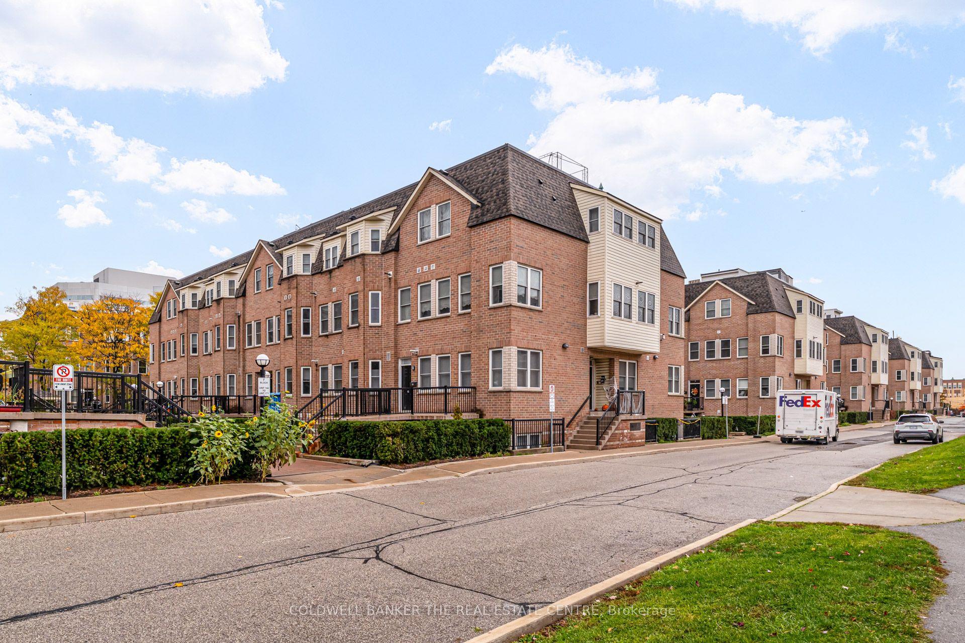 760 Lawrence Avenue W 137 #137, Toronto — Condo Town for sale, photo 1