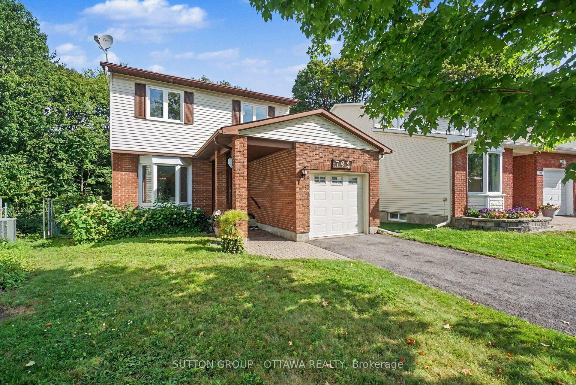 792 Harlequin Crescent, Orleans - Cumberland and Area — Detached for sale, photo 1