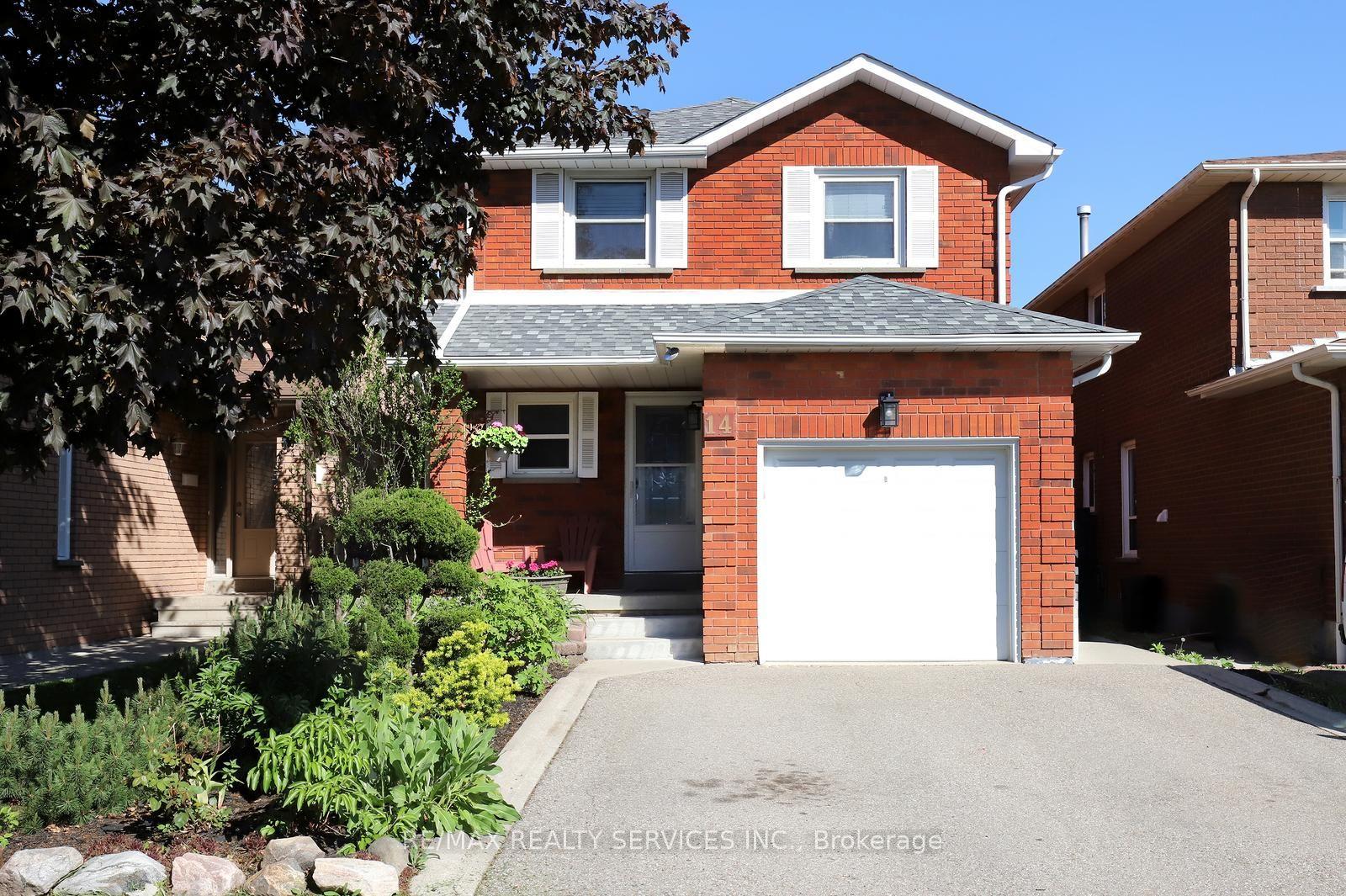 14 Kintyre Street — photo 1