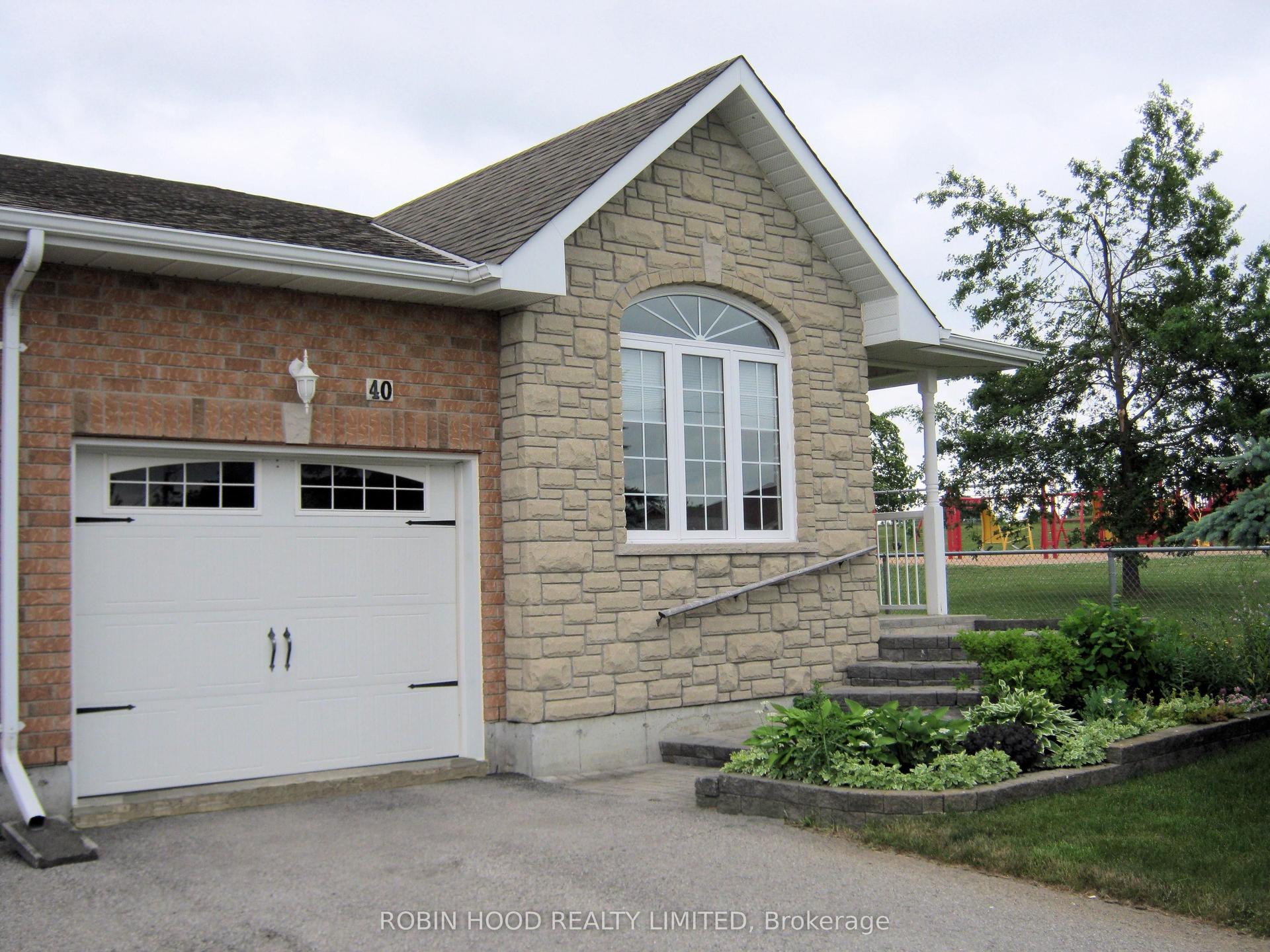 40 Dormer Road — photo 1