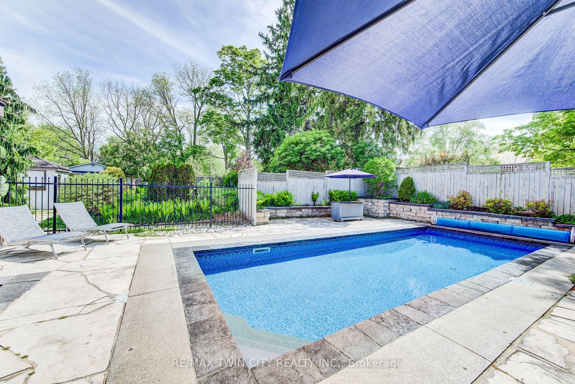 1521 Bridge Street, Wilmot — Detached for sale, photo 1