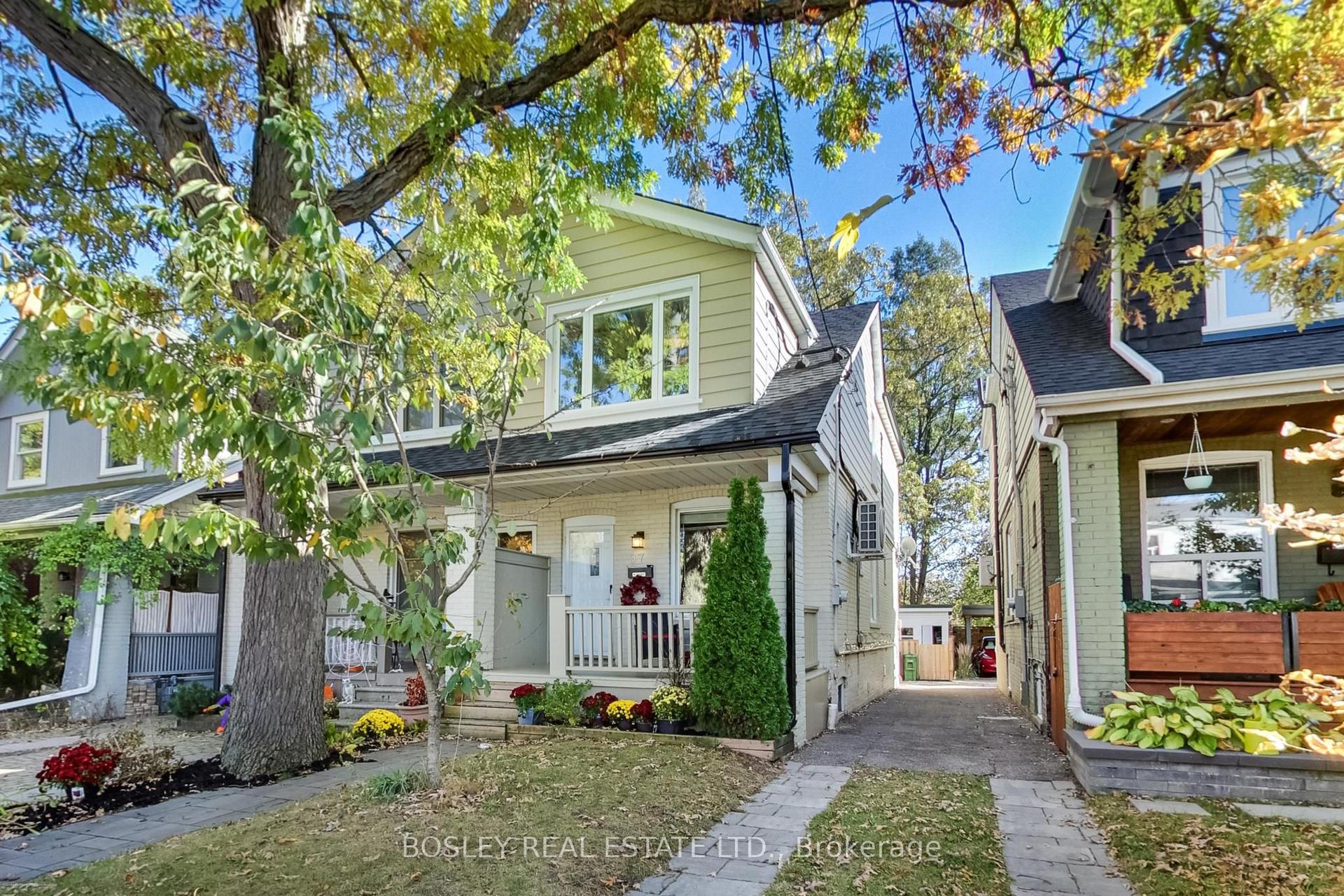 97 Oakcrest Avenue, Toronto — Semi-Detached for sale, photo 1