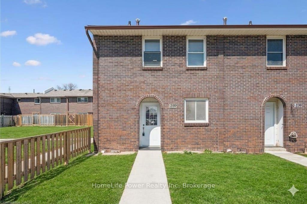 31 Greengate Road 239 #239, Guelph — Condo Town for sale, photo 1