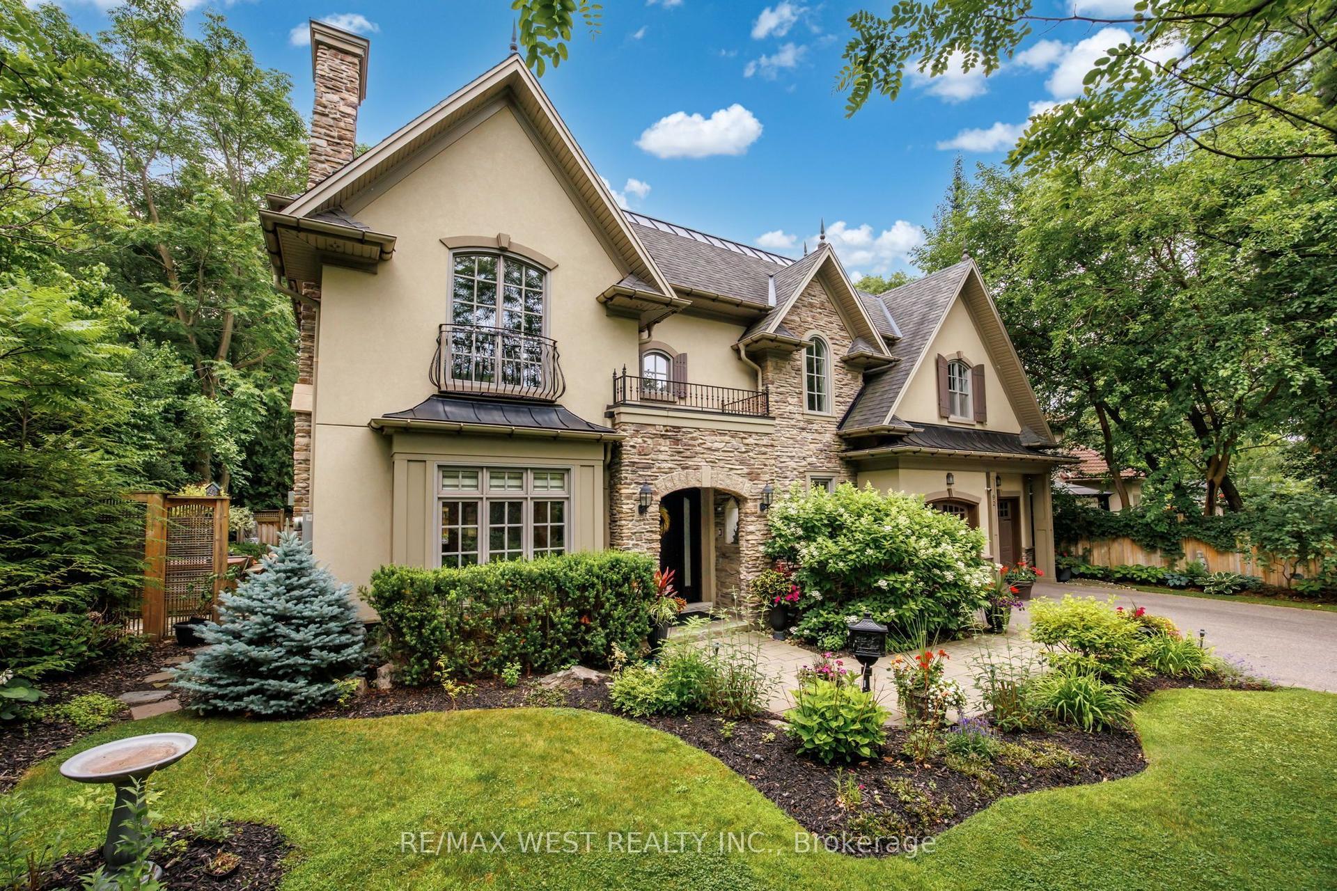 92 Pinetree Way, Mississauga — Detached for sale, photo 1