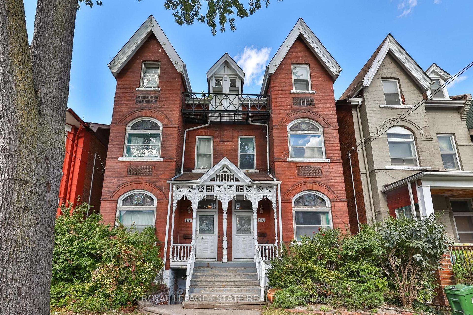 110-112 Baldwin Street, Toronto — Multiplex for sale, photo 1