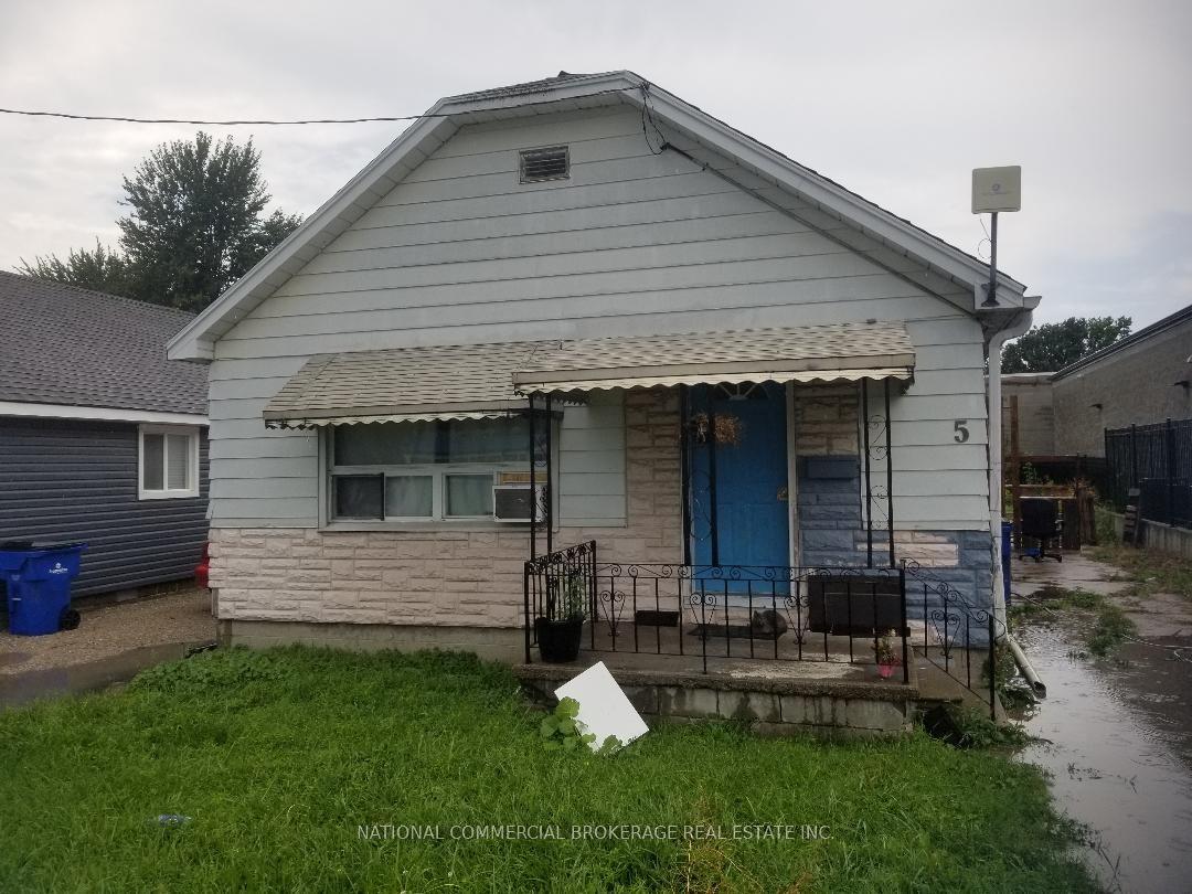5 Arnold Street — photo 1