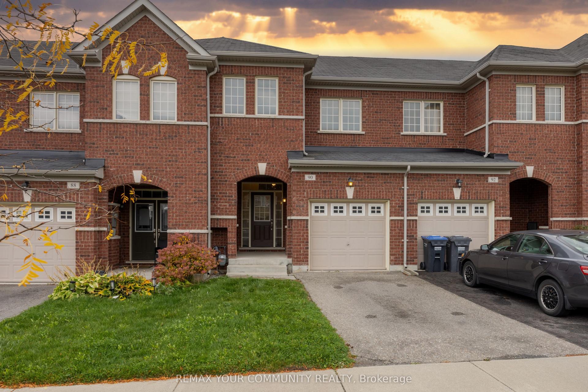 90 SKY HARBOUR Drive, Brampton — Townhouse for lease, photo 1