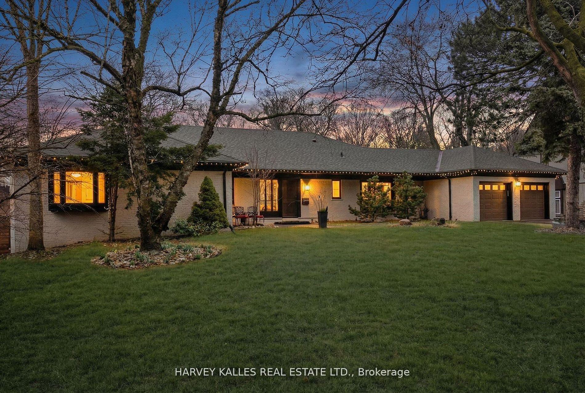 140 Sandringham Drive — photo 1