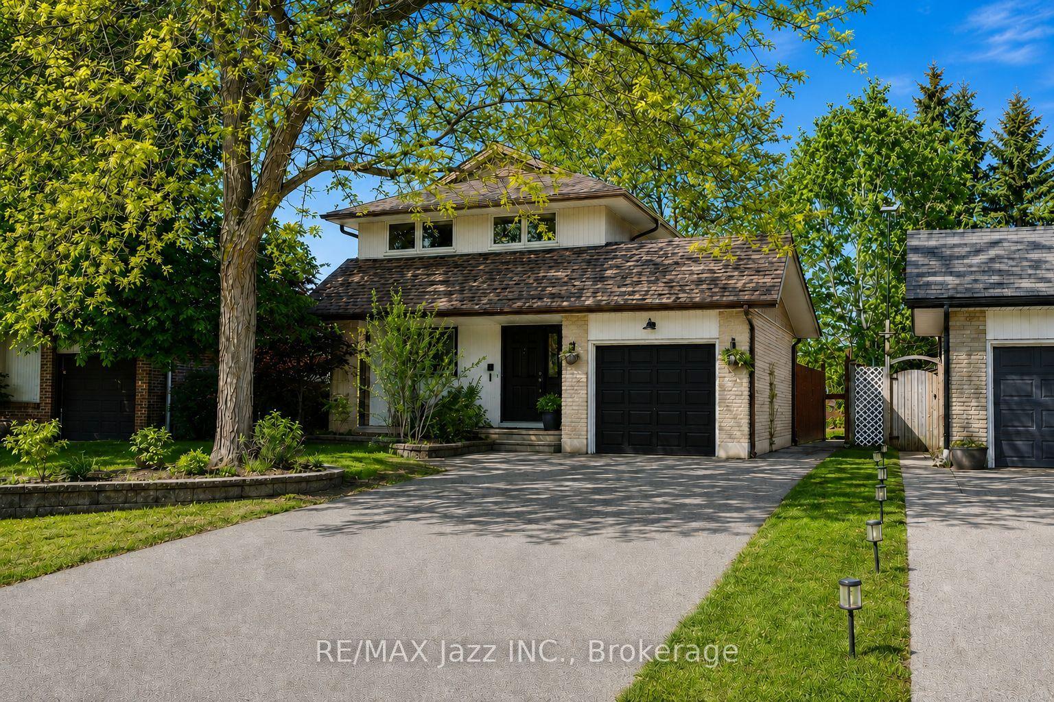 304 Annes Street, Whitby — Detached for sale, photo 1