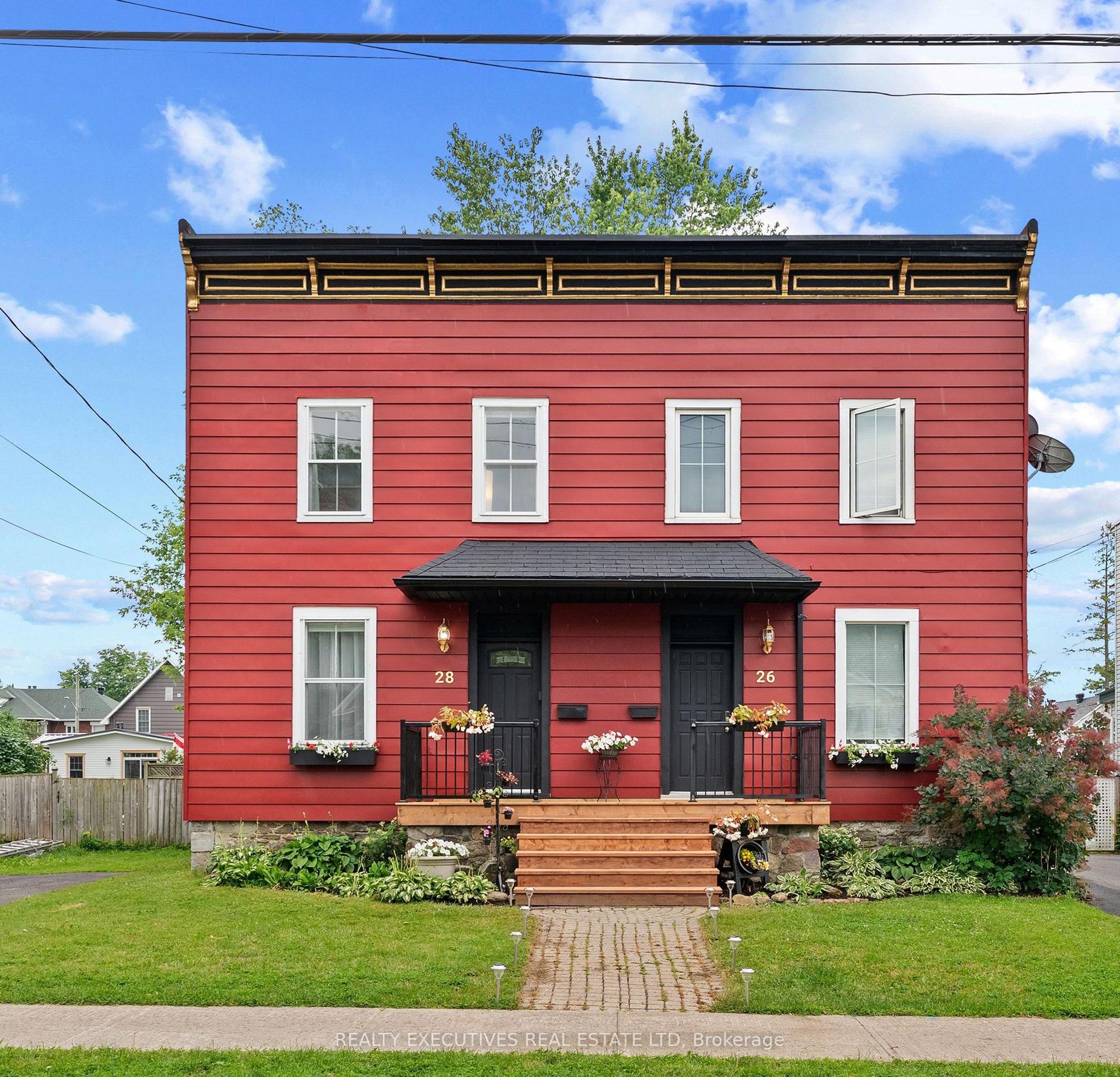 28 5th Street E, Cornwall — Semi-Detached for sale, photo 1