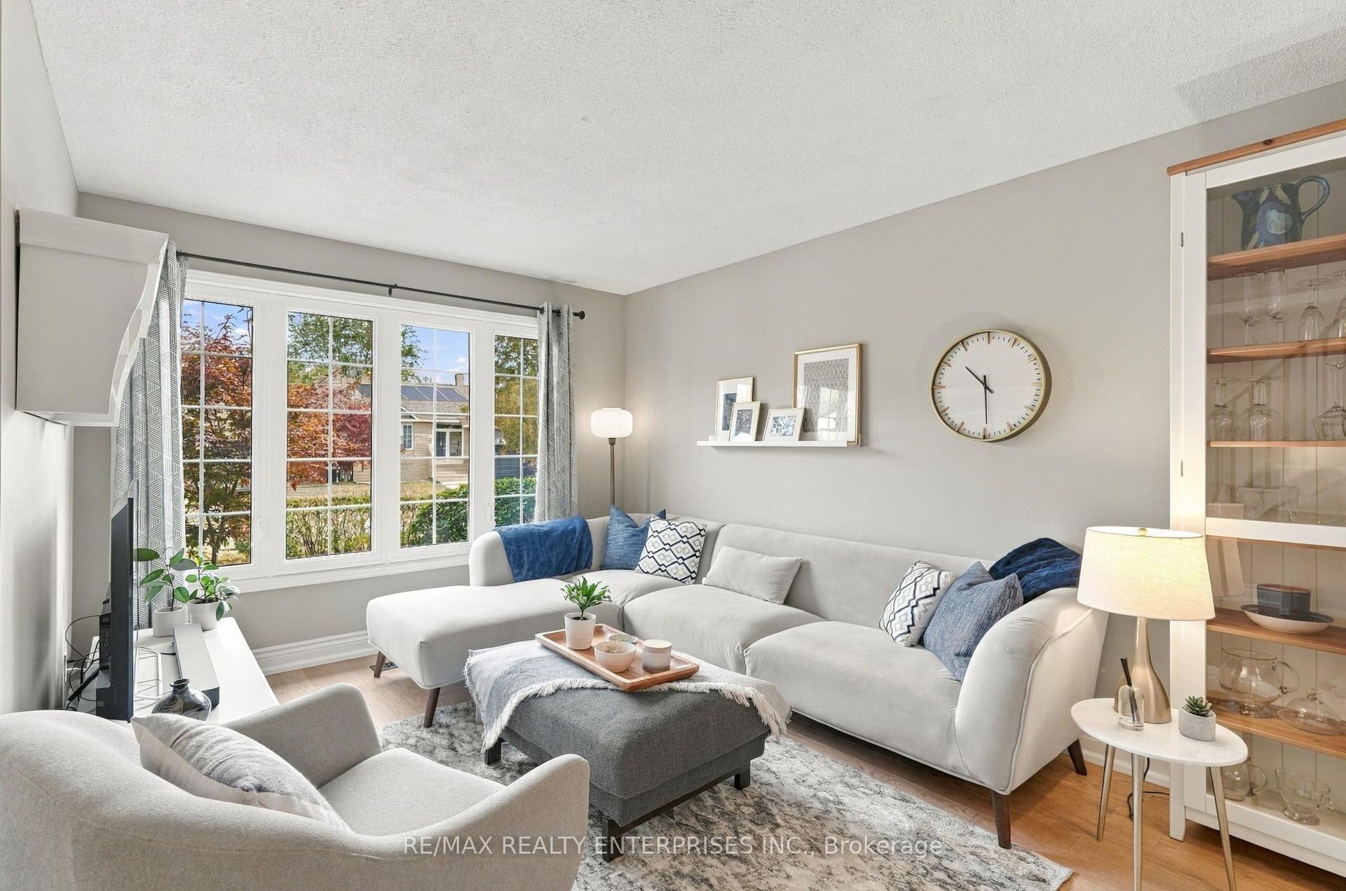 188 Summerfield Drive, Oakville — Detached for sale, photo 1
