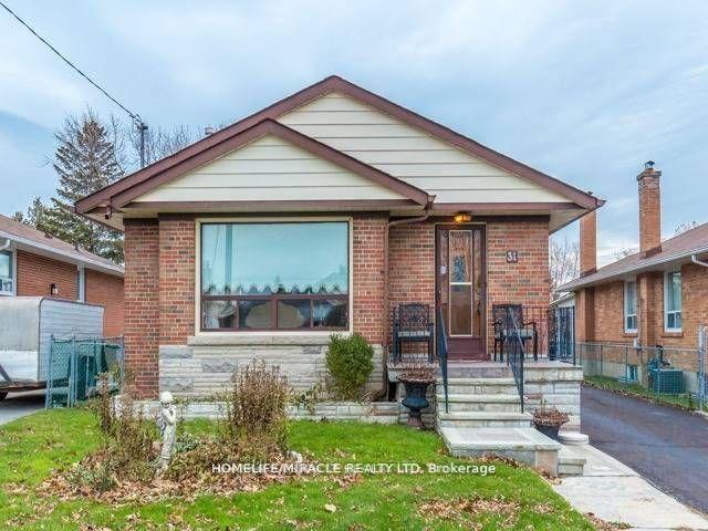 31 Kilgreggan Crescent, Toronto — Detached for lease, photo 1
