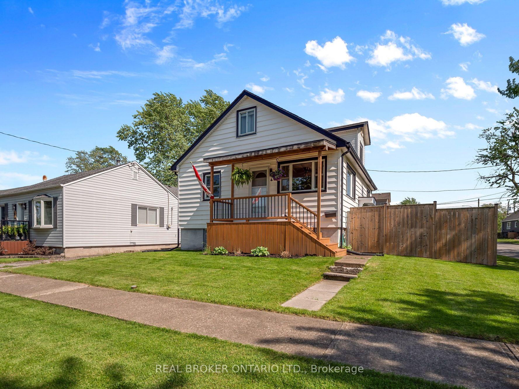 21 Hilda Street — photo 1
