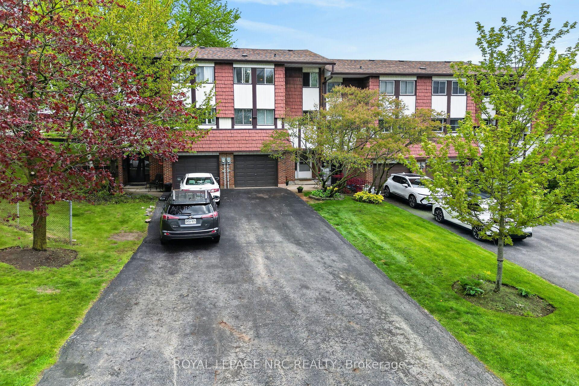 53 Larraine Avenue — photo 1