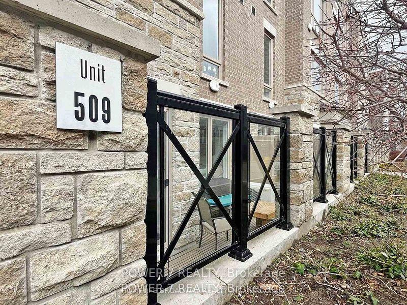 30 Dunsheath Way 509 #509 — photo 1