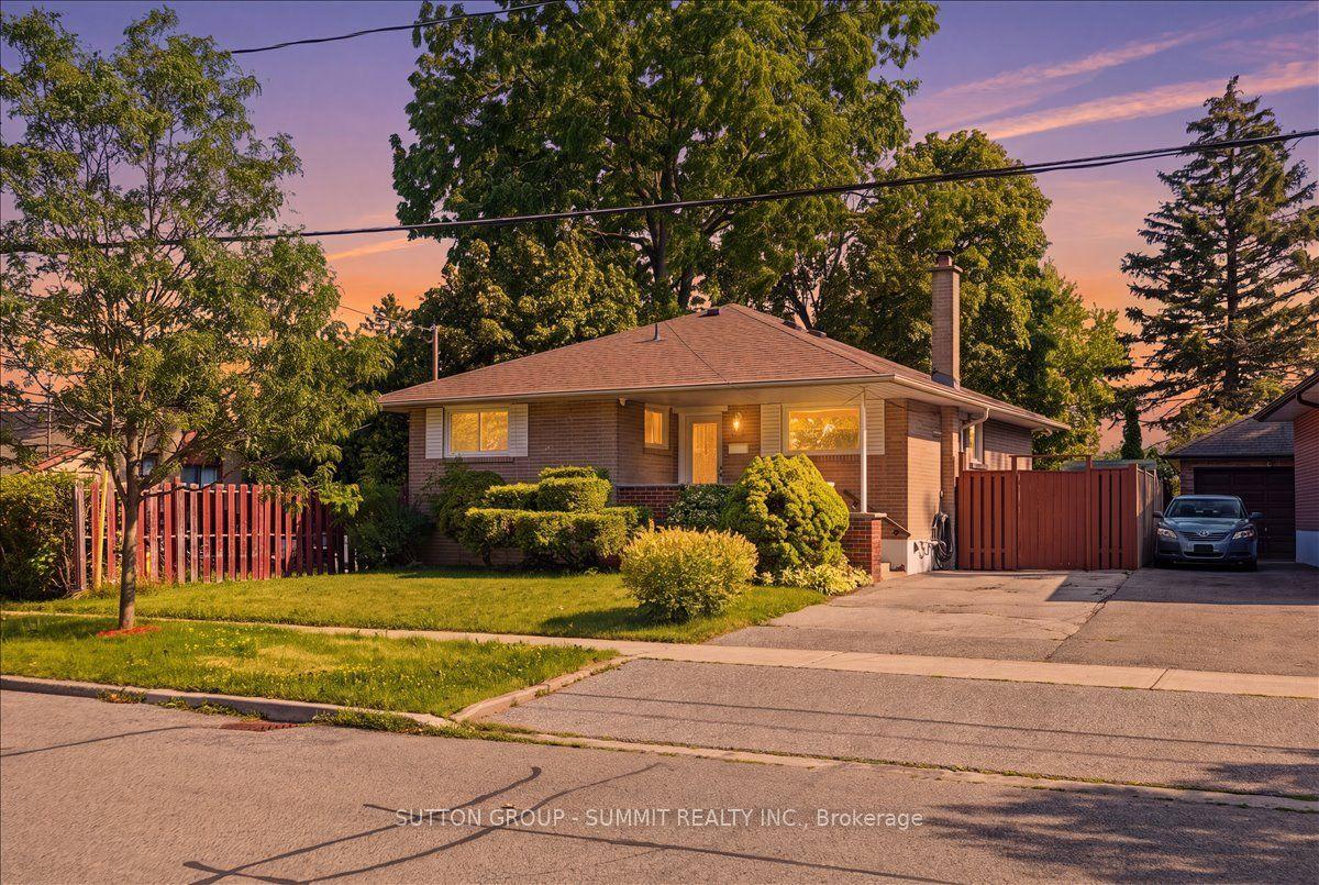 73 Thornbeck Drive, Toronto — Detached for sale, photo 1
