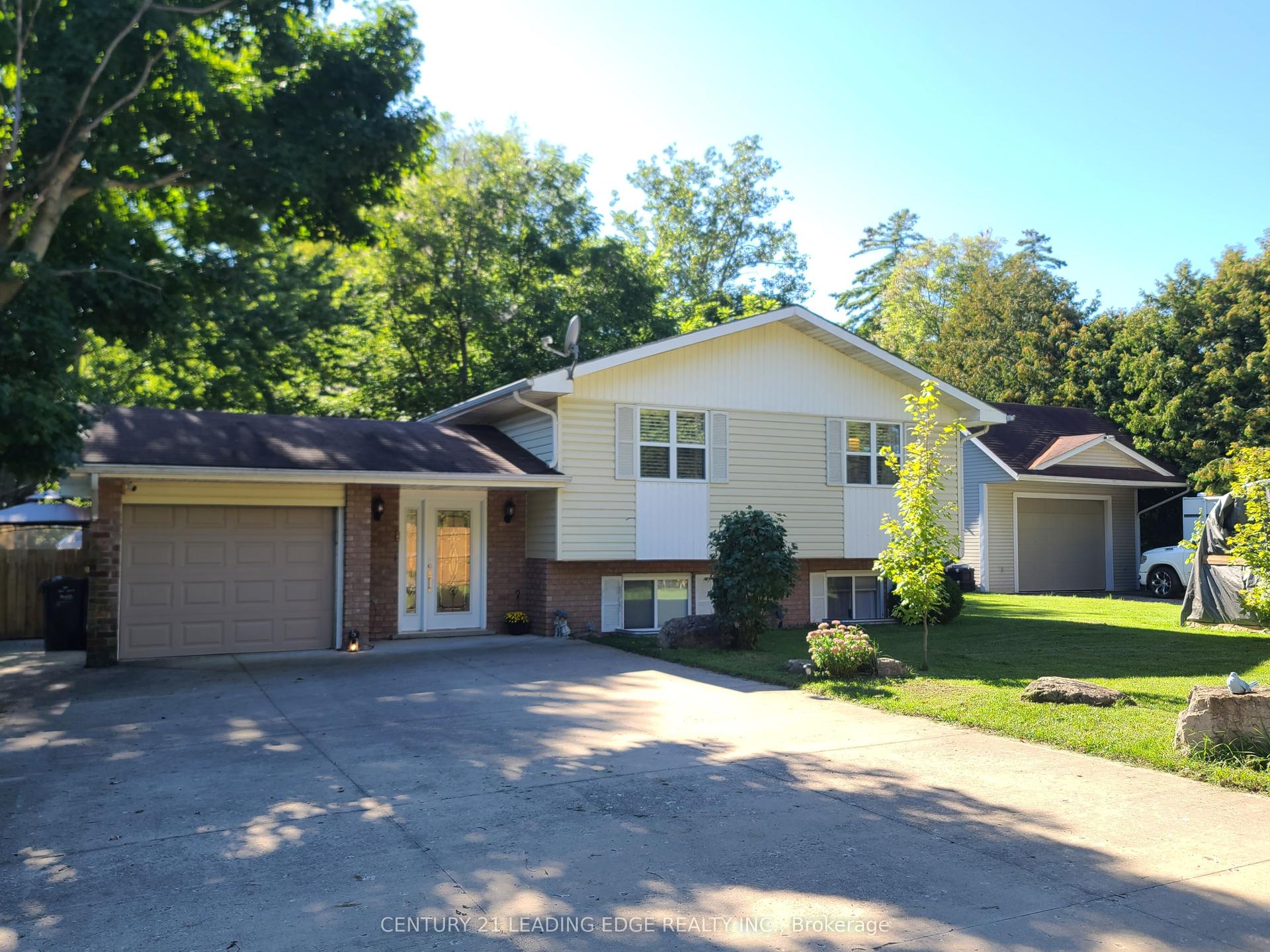 1327 East Quarter Line Road, Norfolk — Detached for sale, photo 1