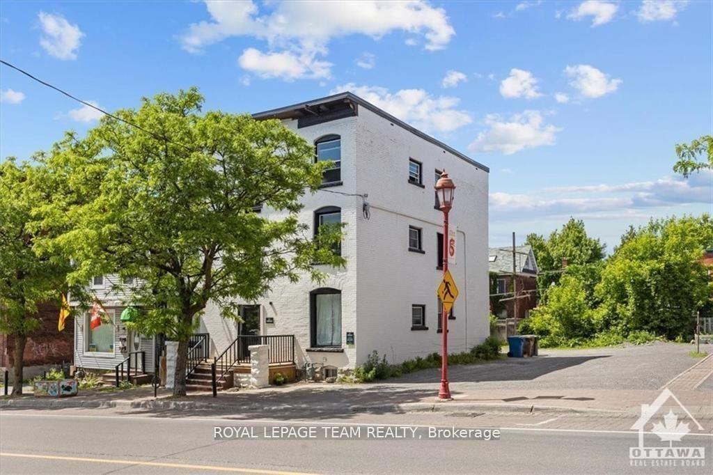 883 Somerset Street W 6 #6 — photo 1