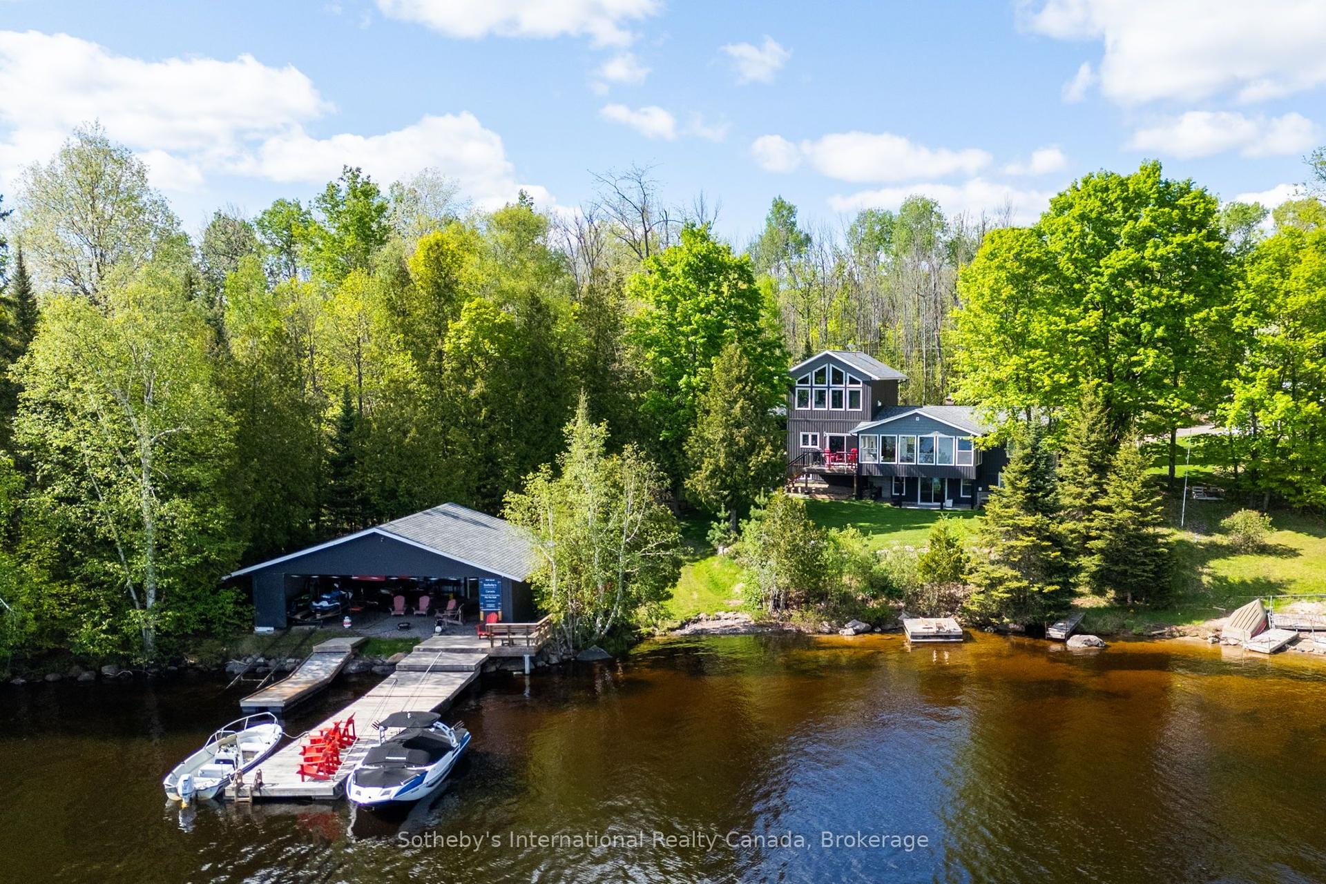 126 CHAPMAN Drive S, Magnetawan — Detached for sale, photo 1
