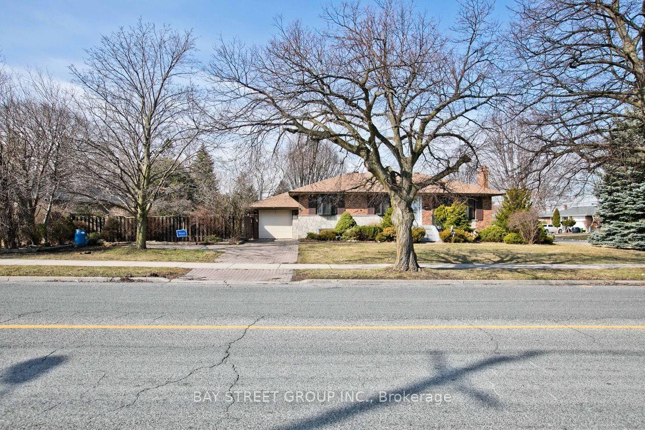 67 Elvaston Drive, Toronto — Detached for lease, photo 1