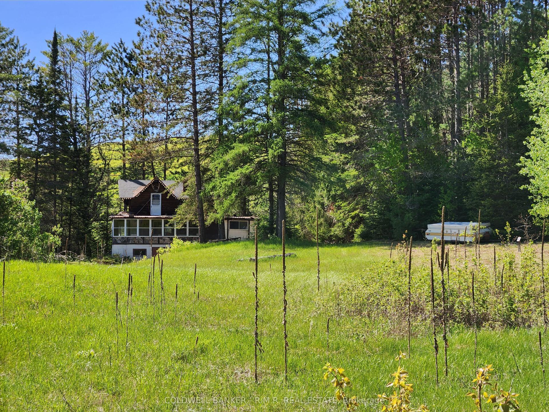 1274 Holland Lake Road — photo 1