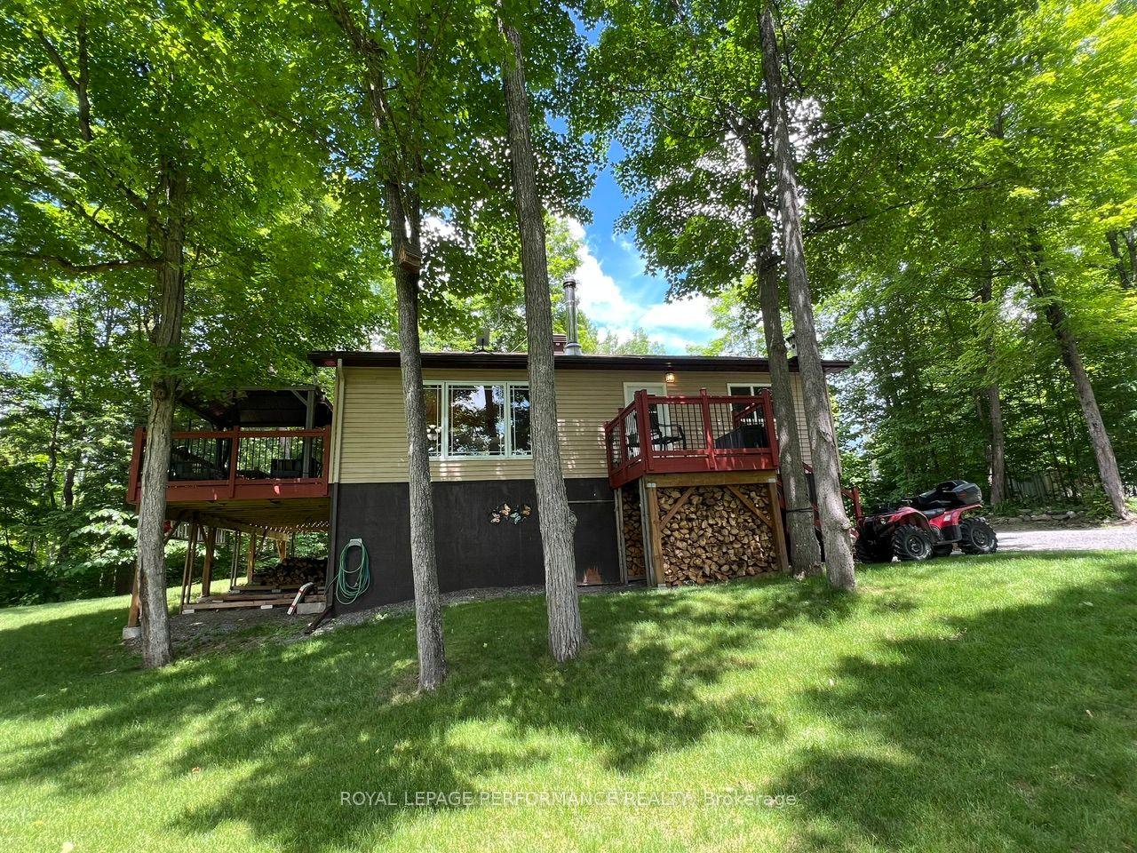253 LACOURSE Lane — photo 1