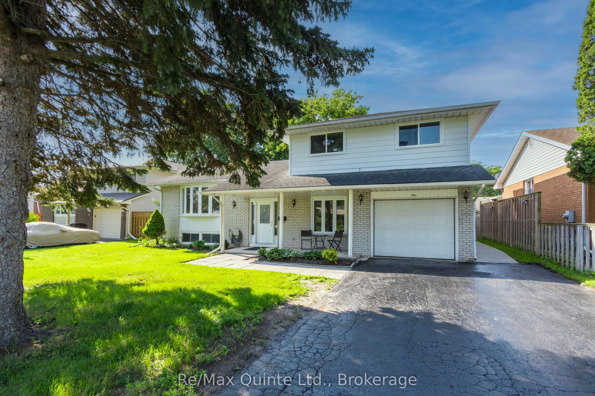 5 FLINT Drive, Belleville — Detached for sale, photo 1
